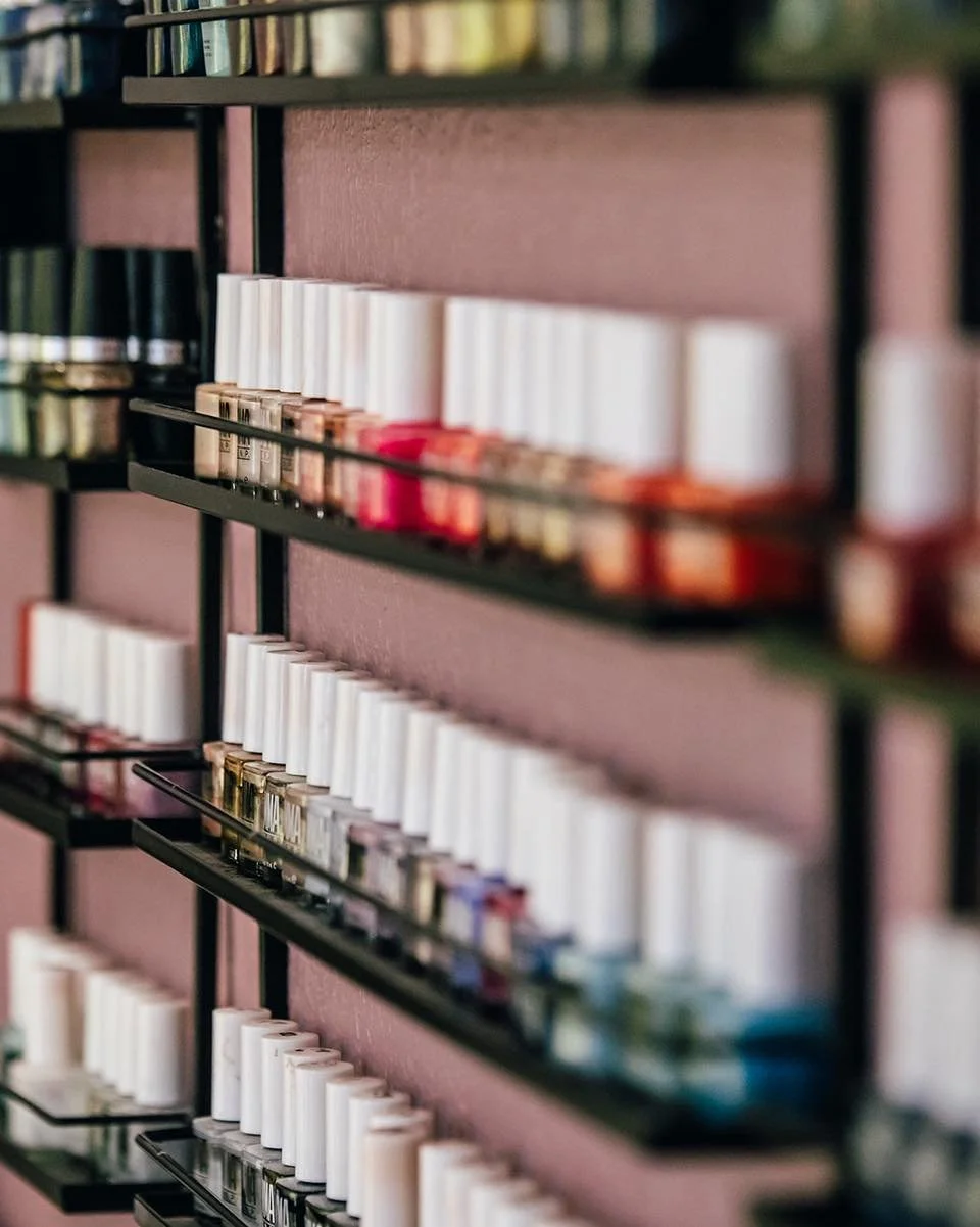 How do you choose your nail colors? Do you match to an outfit, a mood, or an inspiration photo? Our Willow Creek team can help you find the perfect color for your personality!

#sylvaniasalon #toledosalon #sylvania #sylvaniabusiness #willowcreeksalon