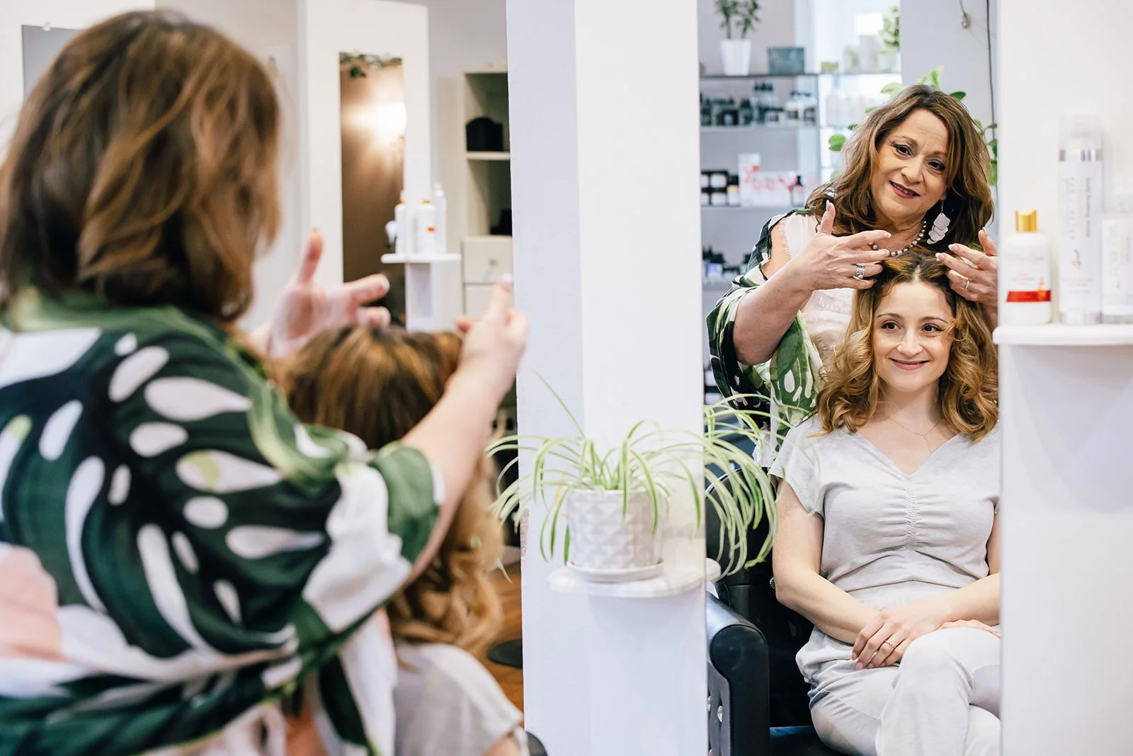 We are ready to see you this week! We are open Monday, Tuesday, Wednesday, and Saturday! 
Huge sale this Monday!

#willowcreeksalon #sylvania #smallbusiness #hairstylist #spa #shoplocal