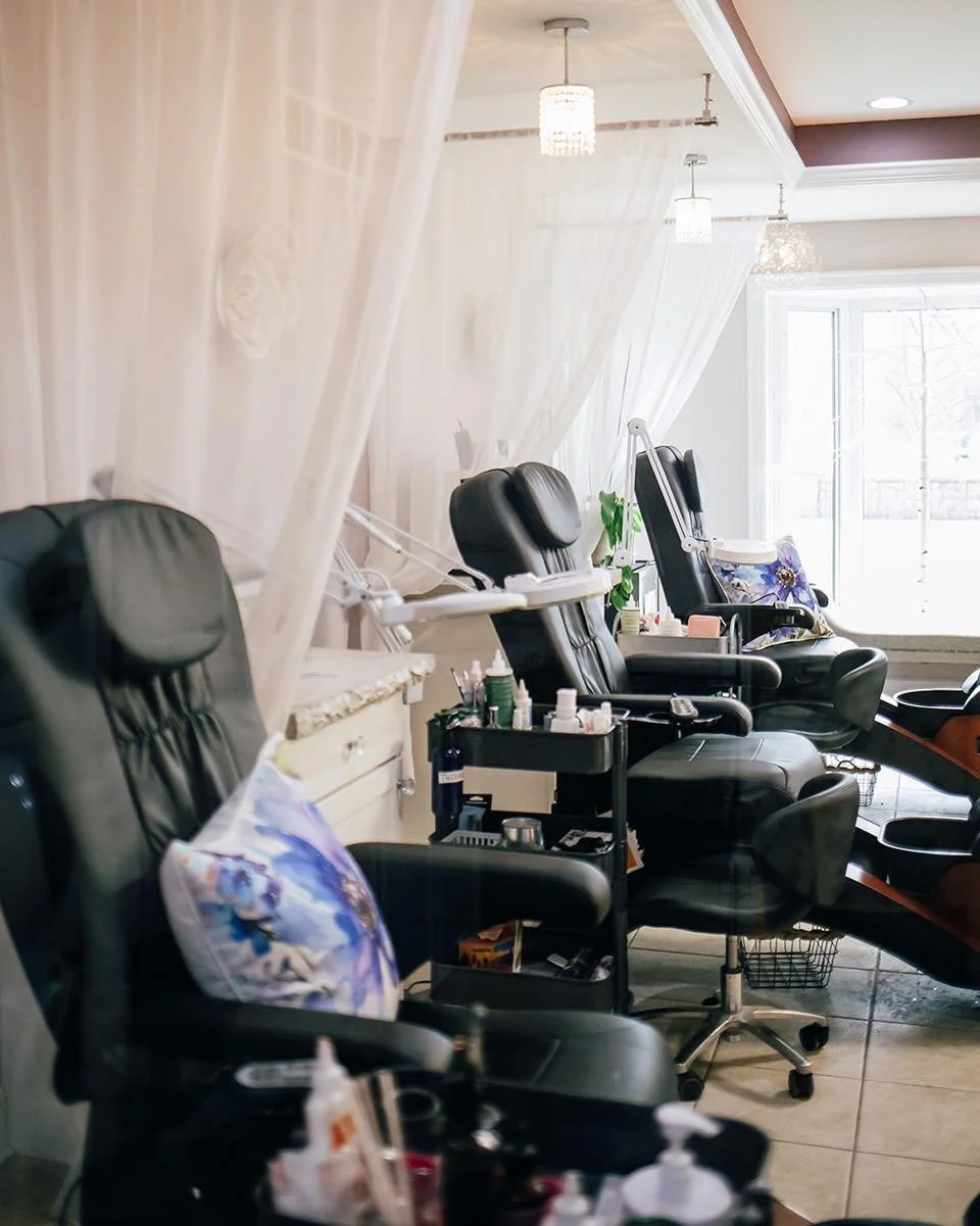 Cold outside? 🥶
Slip in, kick back, and let us warm you up with a relaxing pedicure and a cup of coffee. Heated chairs, cozy vibes, and happy feet are waiting for you! ✨

#sylvaniasalon #toledosalon #sylvania #sylvaniabusiness #willowcreeksalon #wil