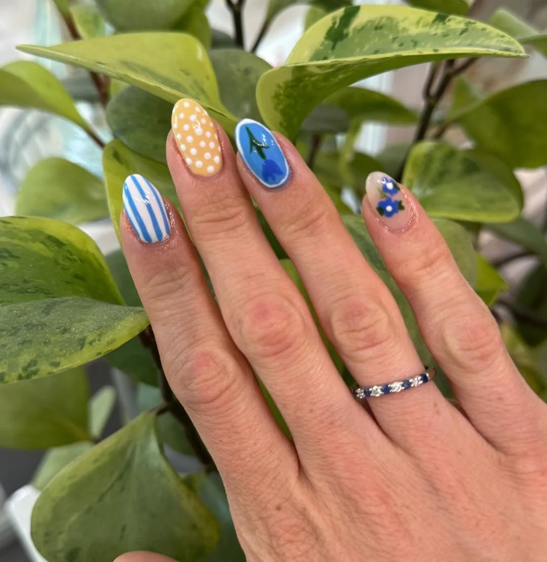Spring nails are blooming! 🪻

#sylvaniasalon #toledosalon #sylvania #sylvaniabusiness #willowcreeksalon #willowcreek #springnails #spring