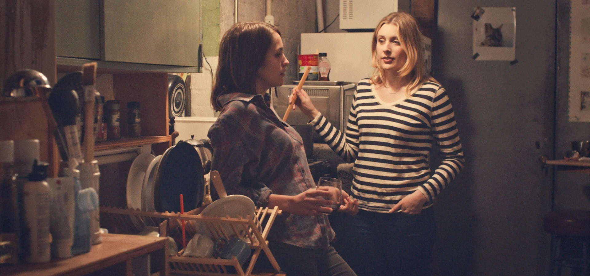 Misstress-America-movie-review.png