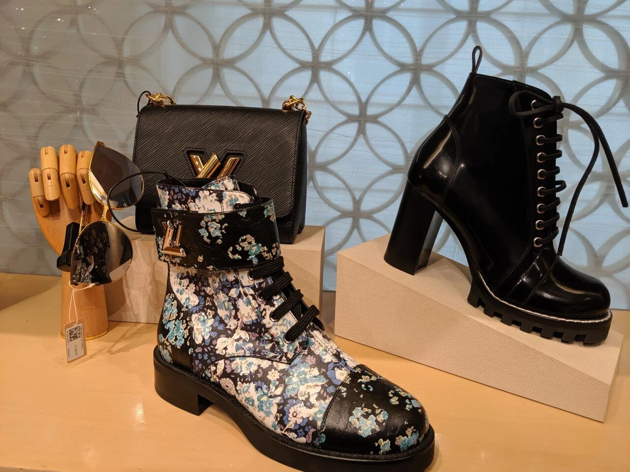 Visit to the Louis Vuitton Flagship in Paris — ETHOS DECORUM