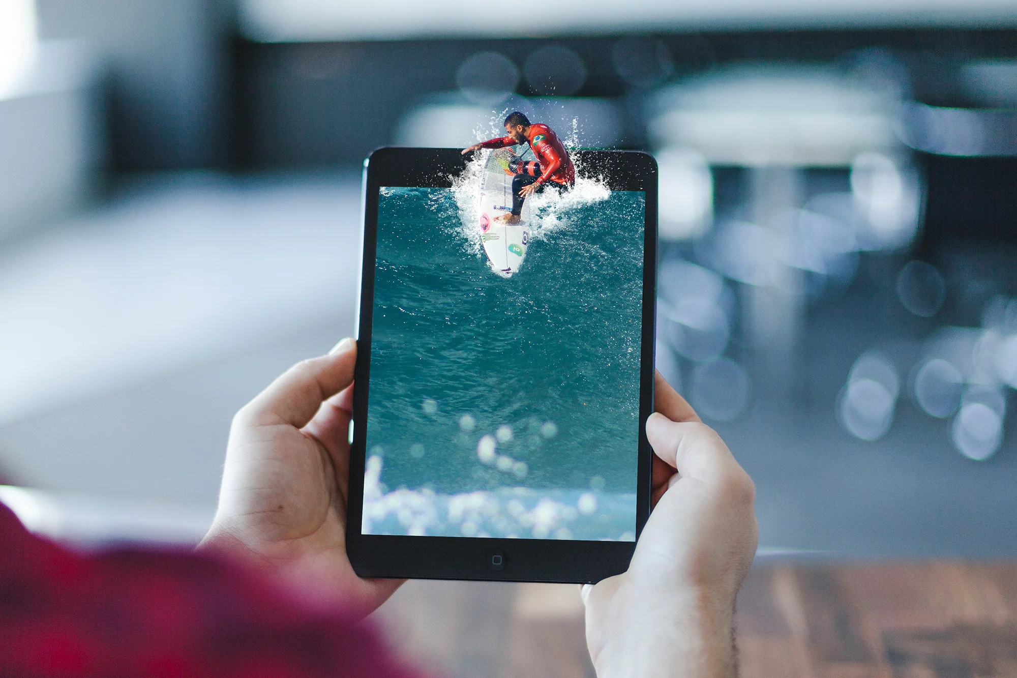 iPAD SURFER | COMPOSITE