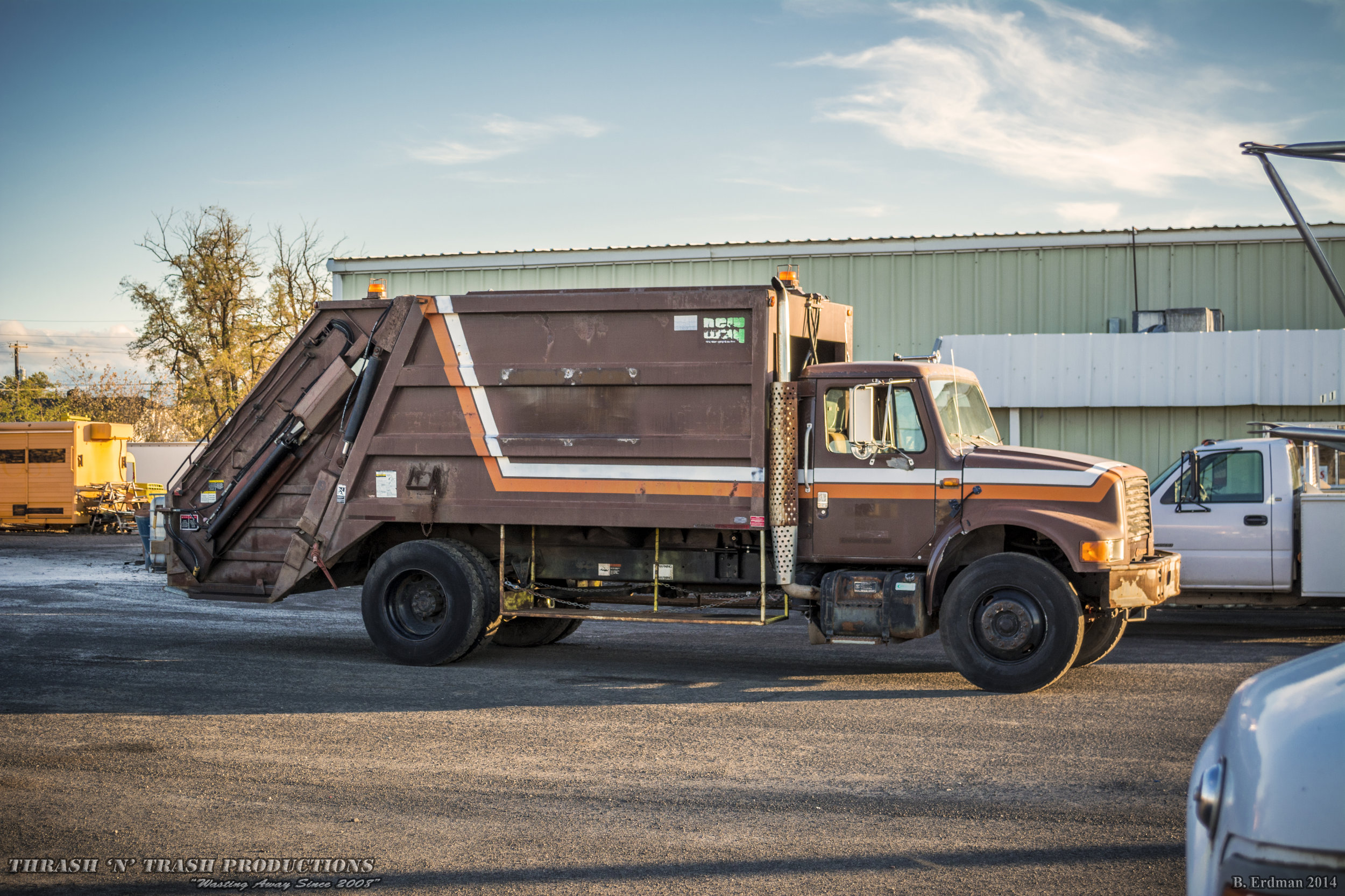 New Way Refuse Trucks — Thrash 'N' Trash Productions