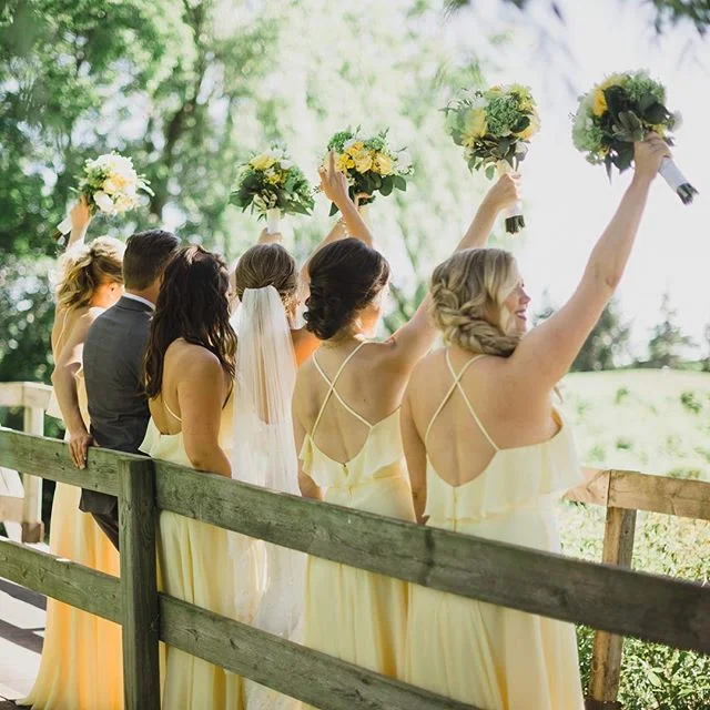 It’s almost the weekend! Love the sunny yellow dresses from one of my July wedding parties! •
•
•
#hairfashionandbridal #bridesmaids #summer #updo #bride #wedding