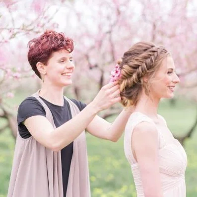 Tomorrow is my last wedding of 2018 and I’m excited to work with @mua_denise_ ! Also, I kinda miss these cherry blossoms... Christmas lights are a good substitute though :) •
•
•
•
•
#hairfashionandbridal #wedding #2018 #updo #bride #hair #style #hairstyle #behindthechair