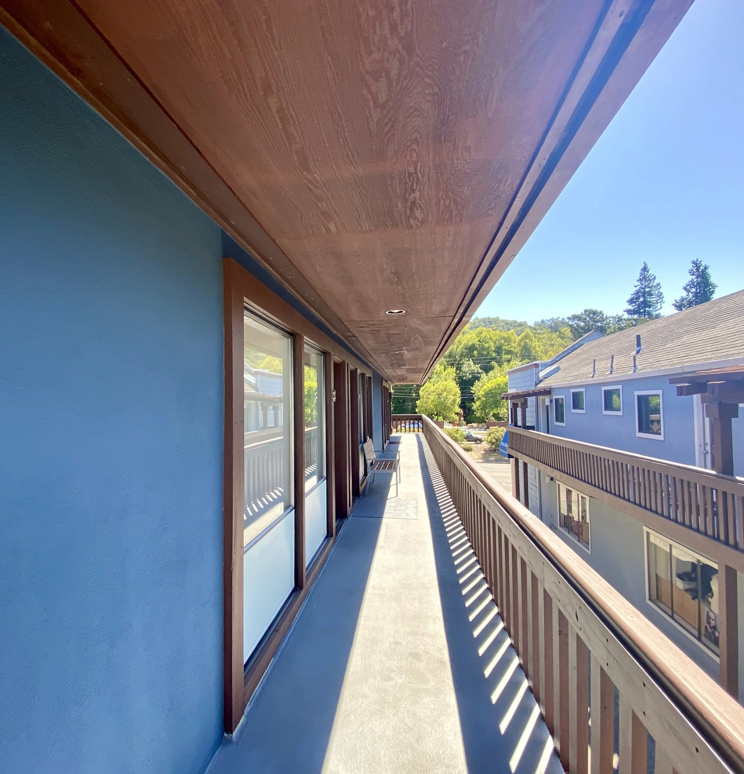 08_3219_Deck Walk.jpeg