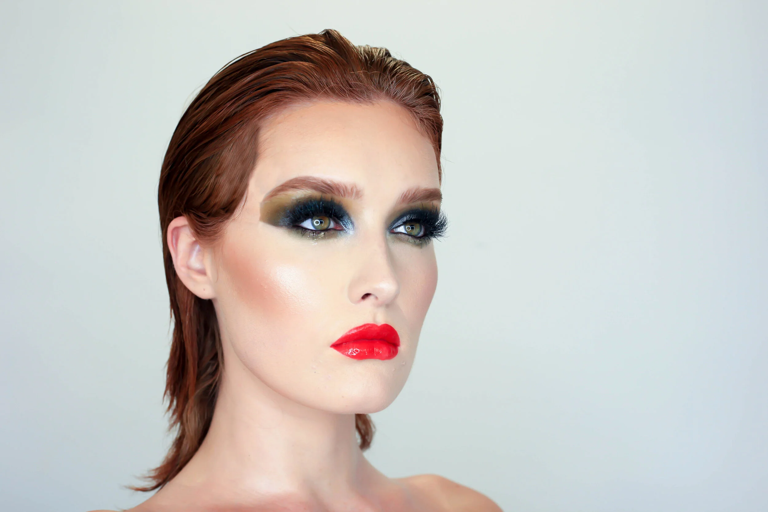 MakeUpAregcomplete.jpg