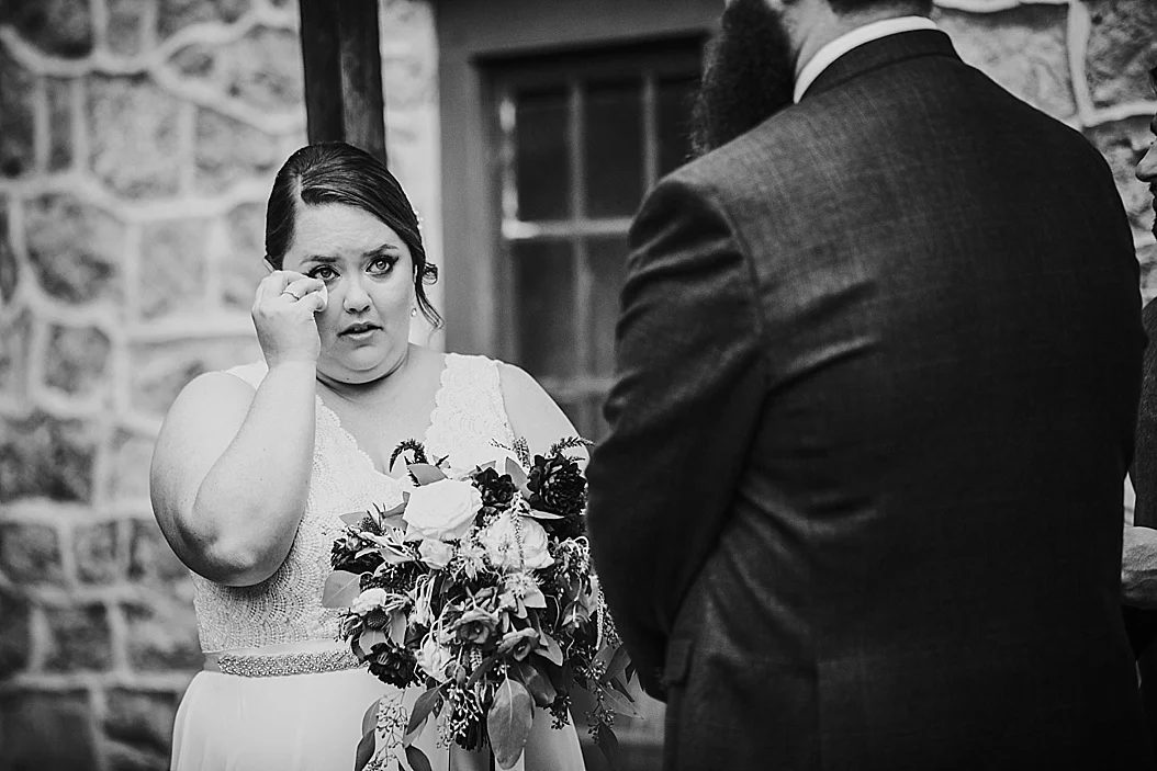 Luckenbach-Mill-Bethlehem-Wedding-Photographer_0025.jpg