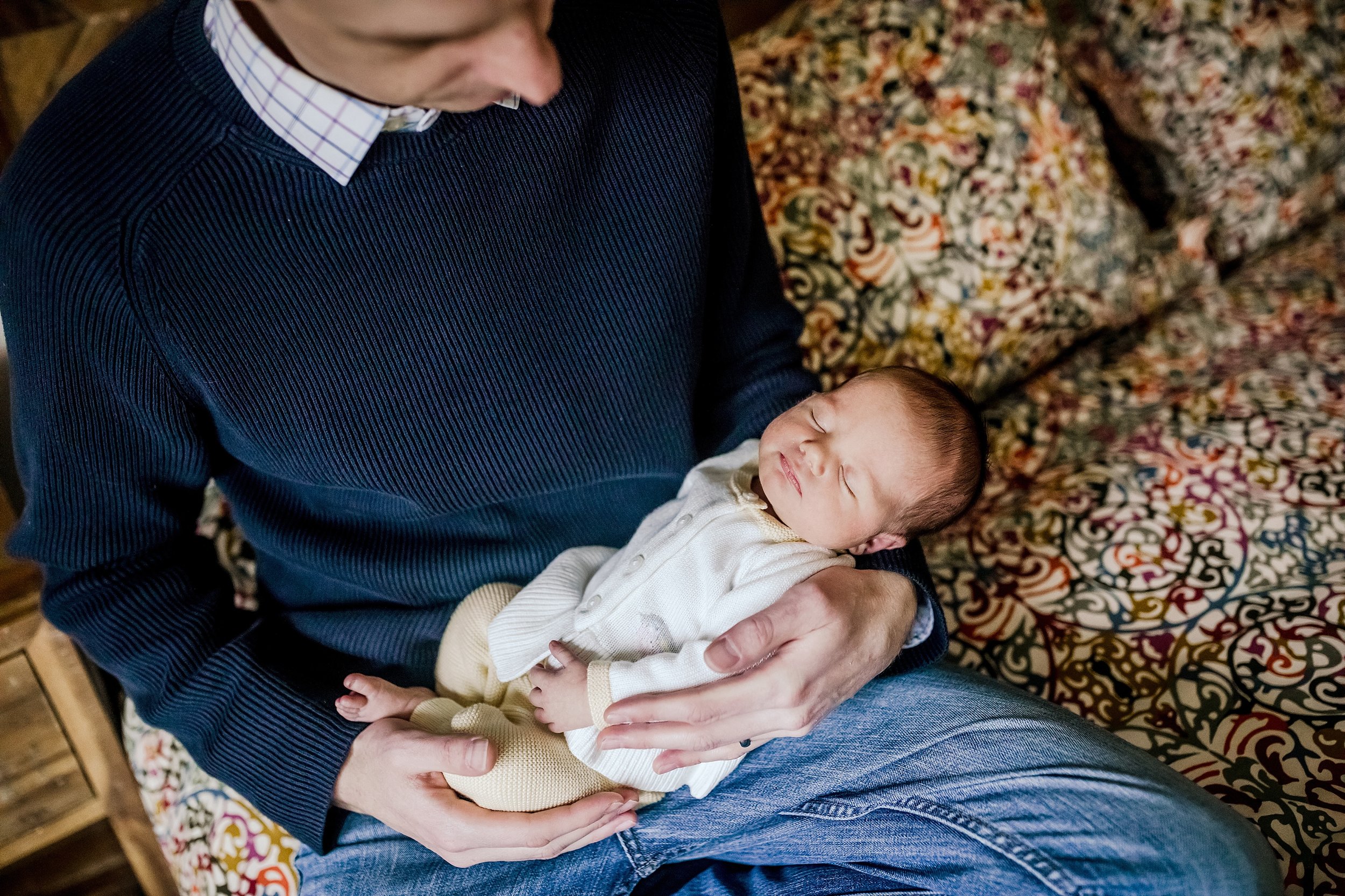 Lehigh-Valley-Newborn-Documentary-Photographer_0008.jpg