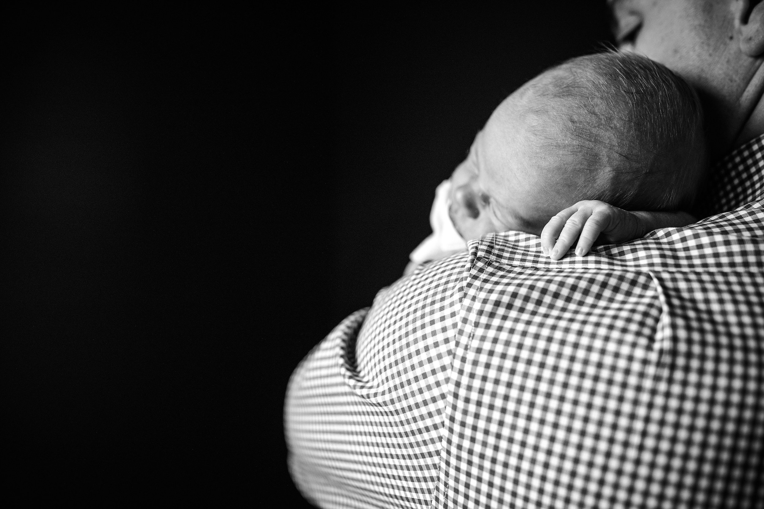 Lehigh-Valley-Newborn-Photographer_0036.jpg