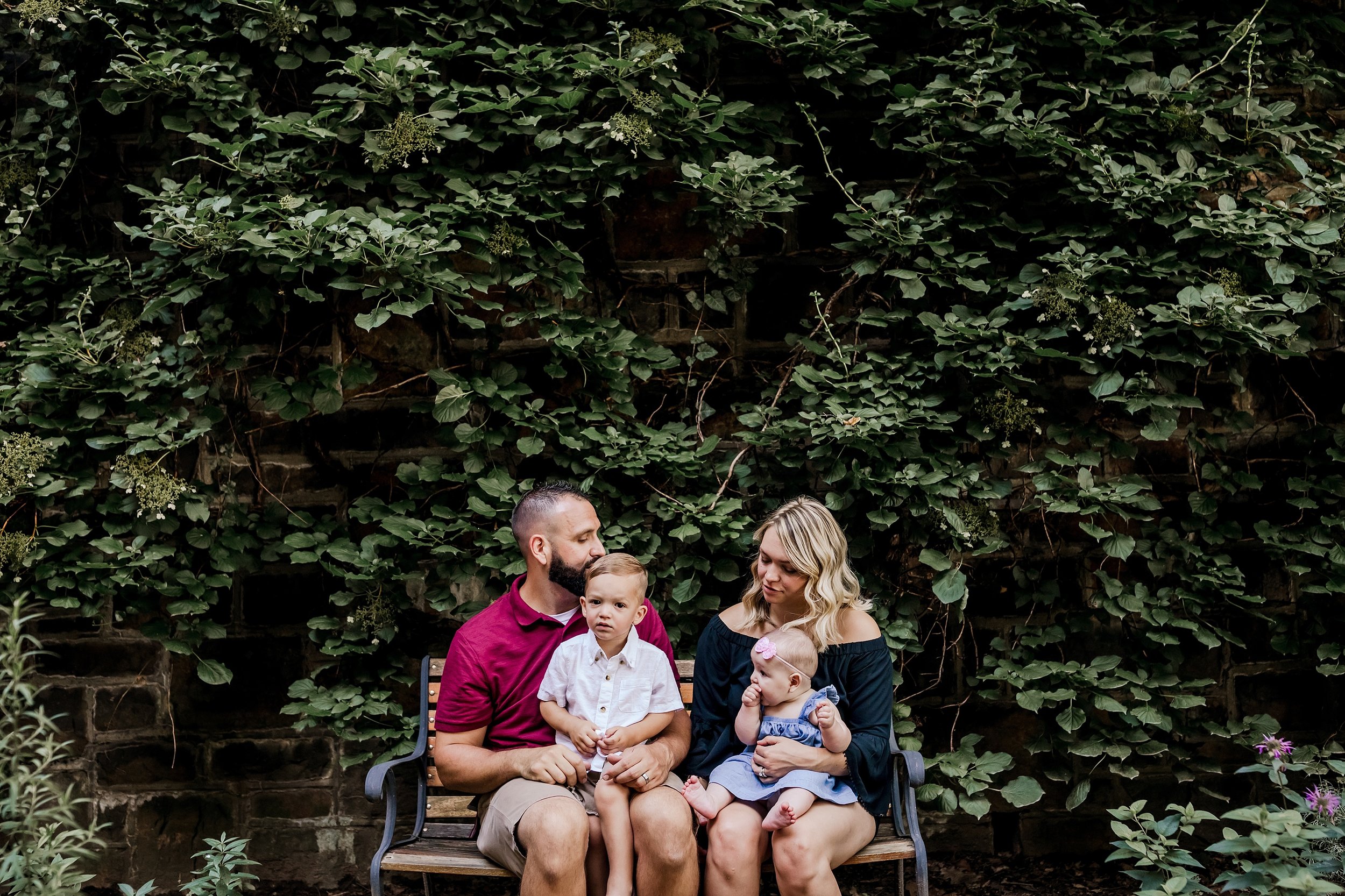 Bethlehem-Family-Photographer_0018.jpg