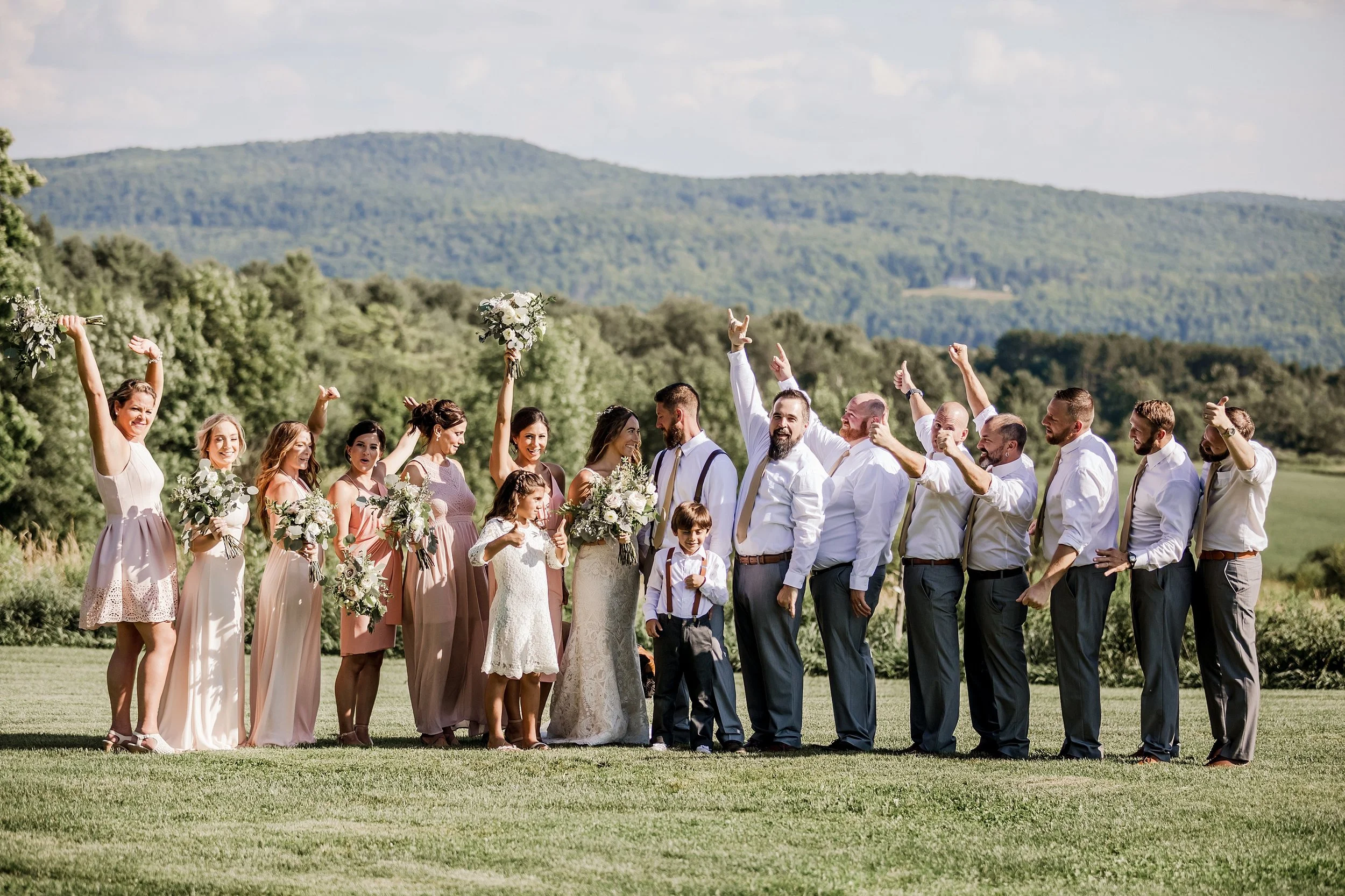 Gilbertsville-Farmhouse-Wedding-Photographer_0069.jpg