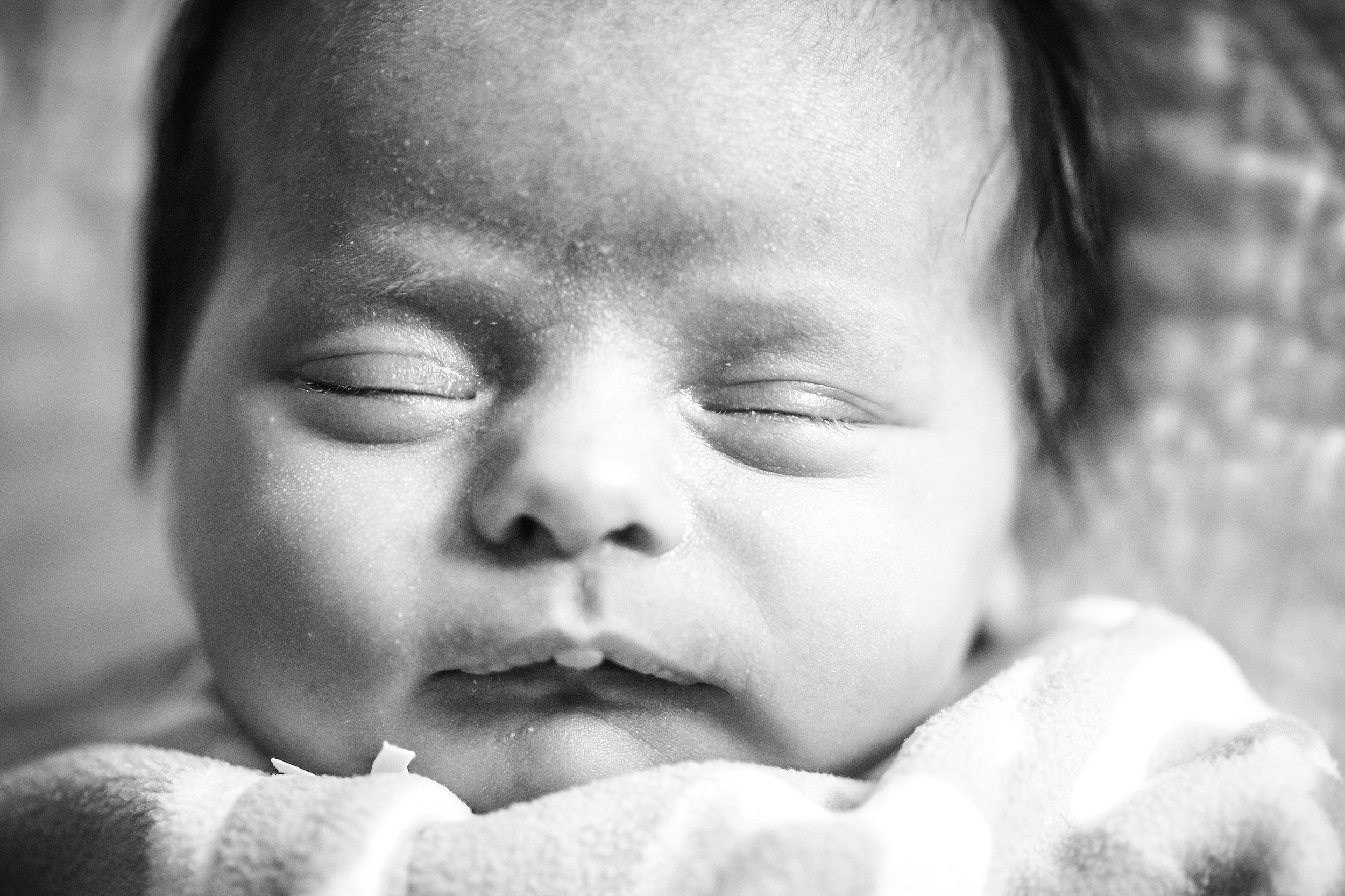 Lehigh-Valley-Newborn-Photographer_0033.jpg