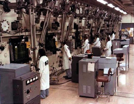 1978-Hot_Lab_Transuranic_Waste_Decladding_Room.jpg