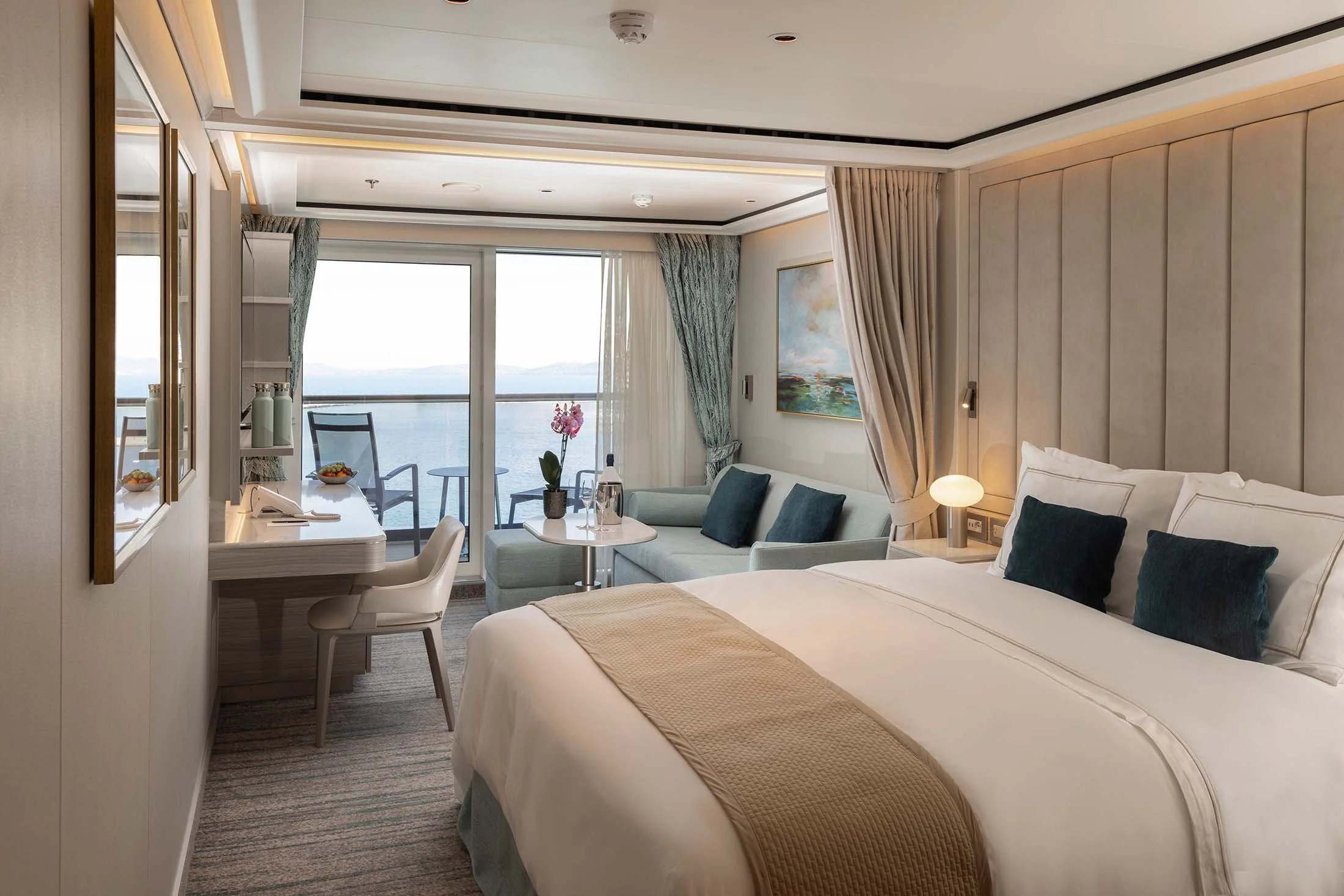 SSC_NO_ShipInterior_VerandaSuite_0127.jpg