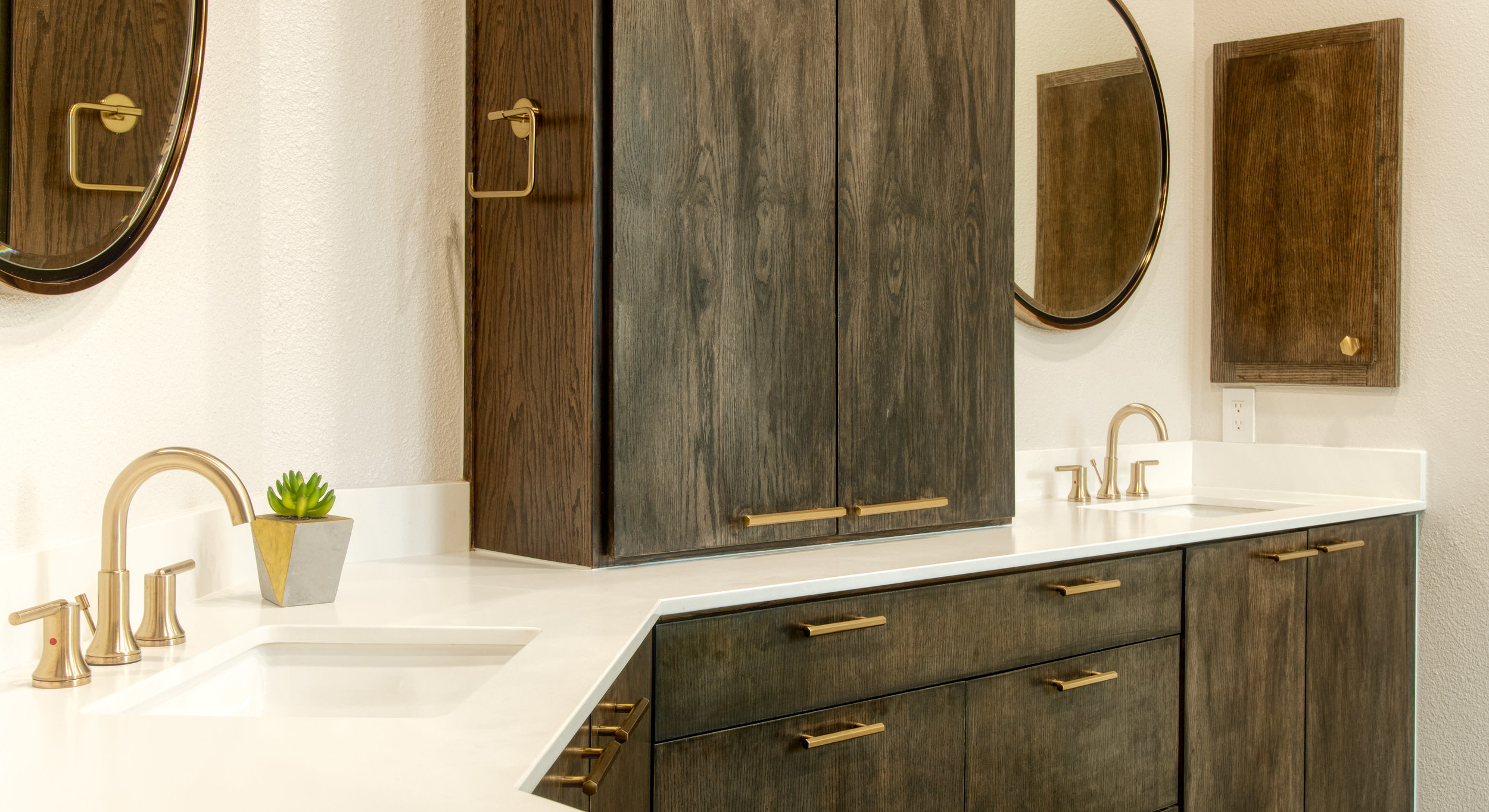 MasterBath1.jpg