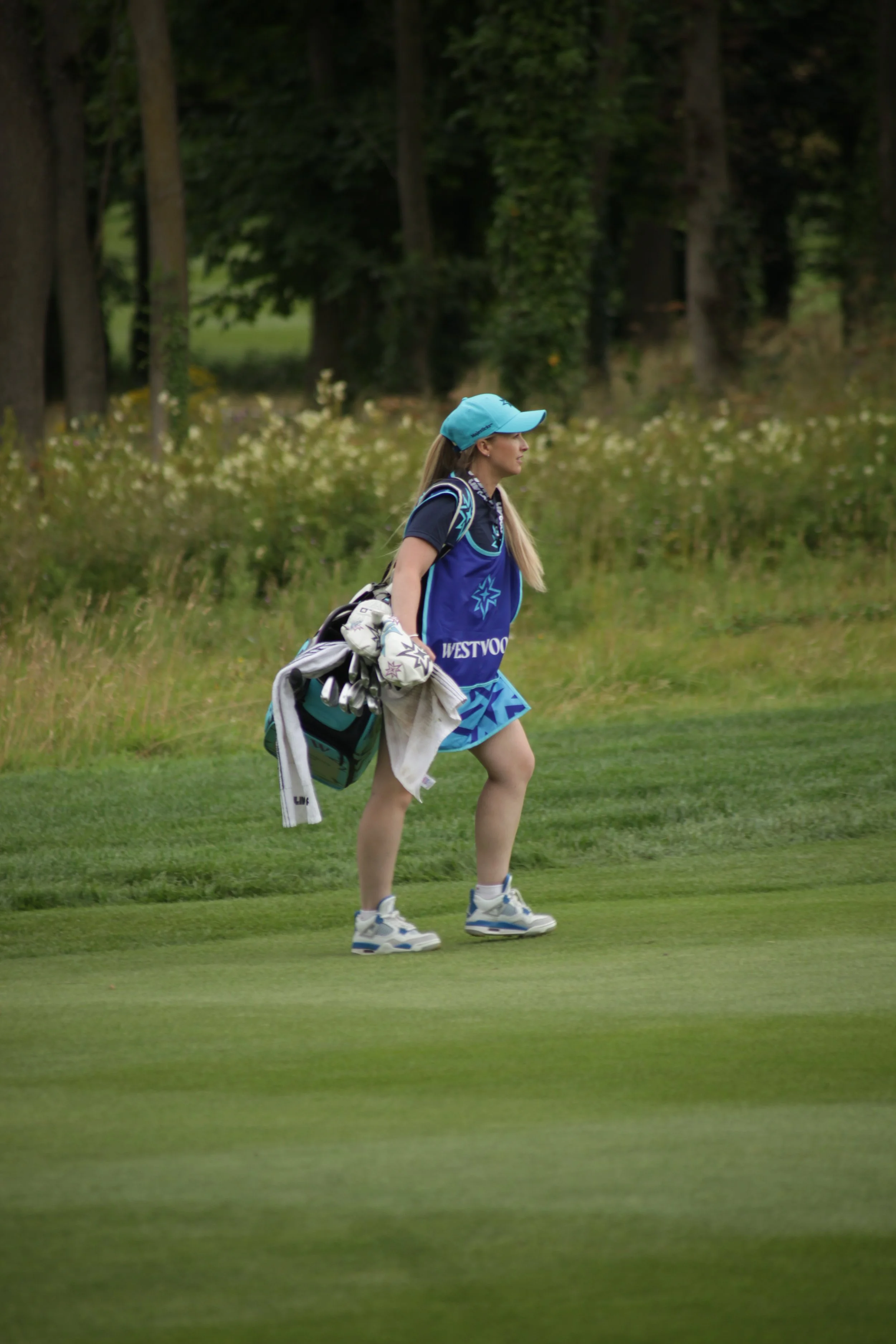 Sophie_thecultofgolf_Leerooney4JPG.JPG