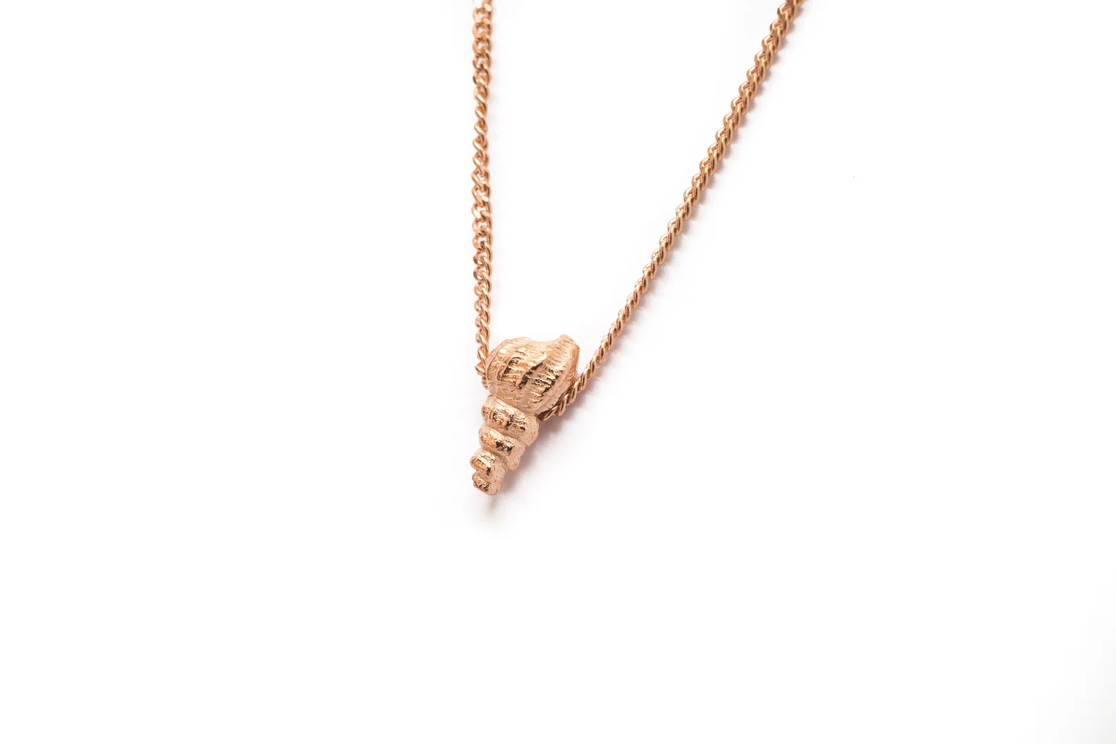 BABY SHELL NECKLACE - ROSE (2 of 3).jpg