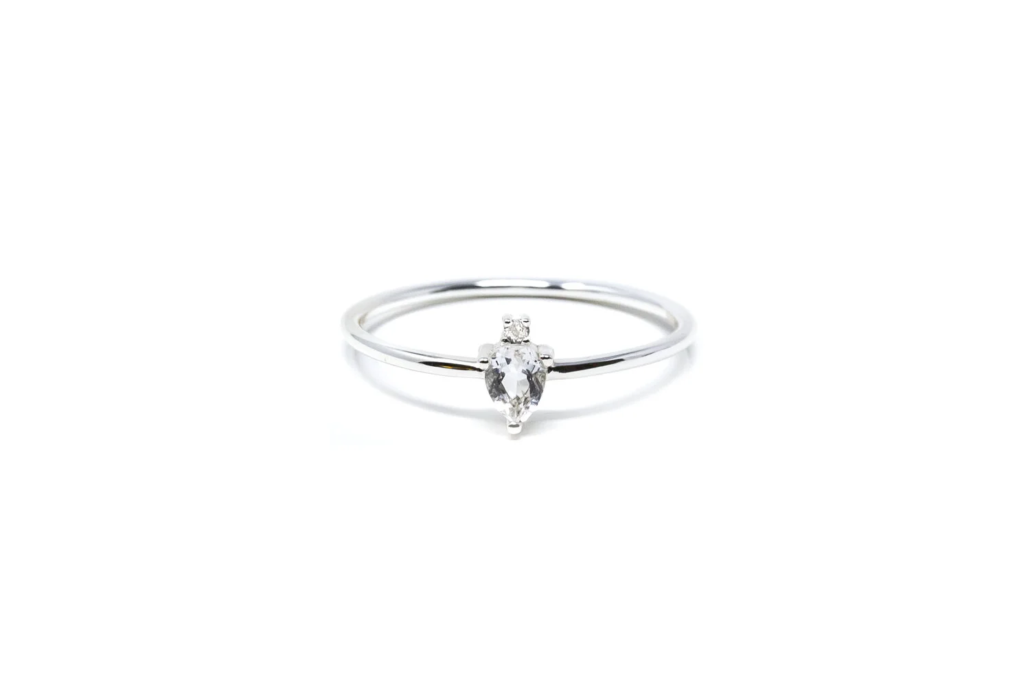 ATARAH RING- WHITE TOPAZ, SILVER