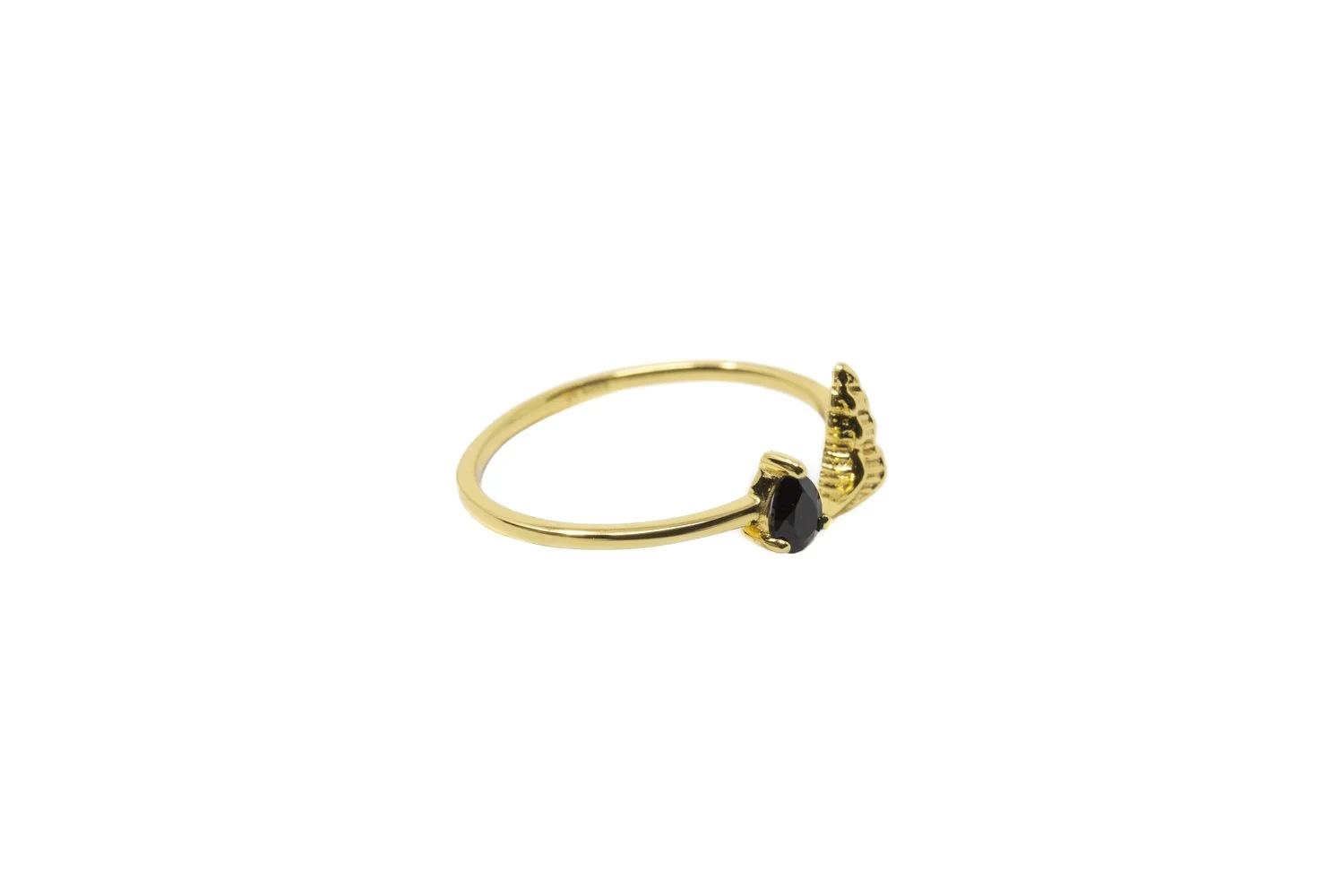 SEDEF RING - ONYX, GOLD 2.JPG