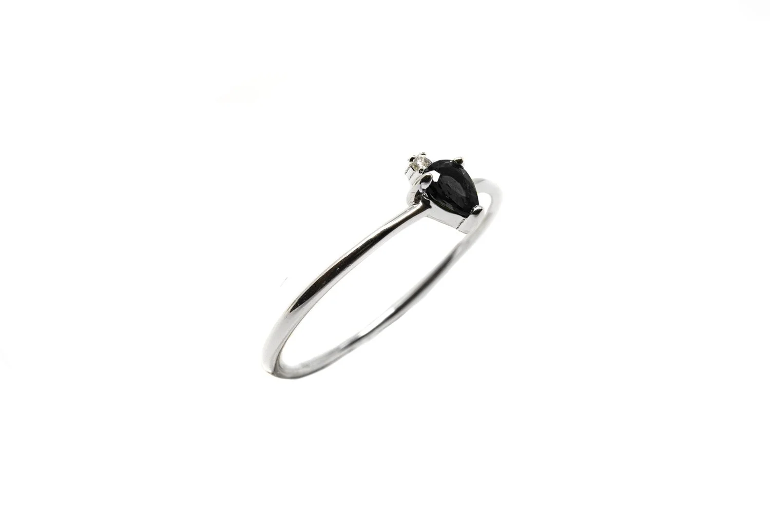 atarah onyx silver 3.jpg