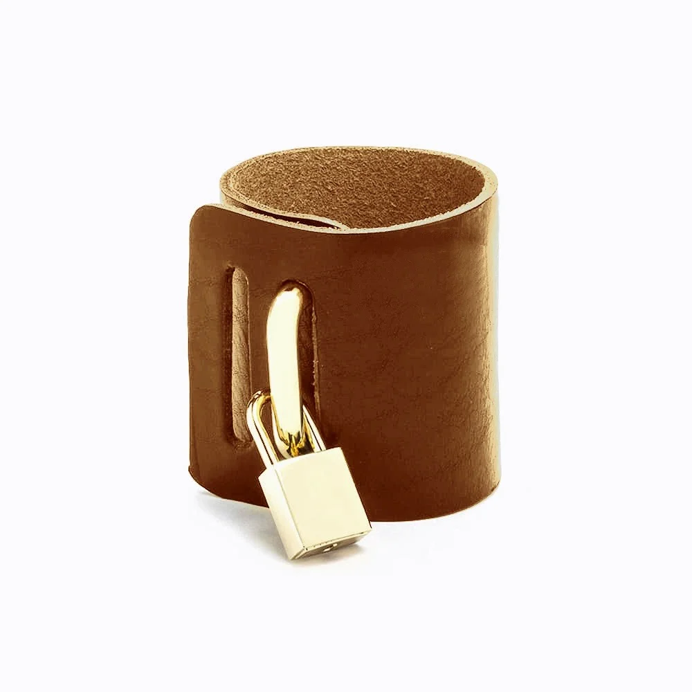 padlockbracelet03_tanbrown.jpg