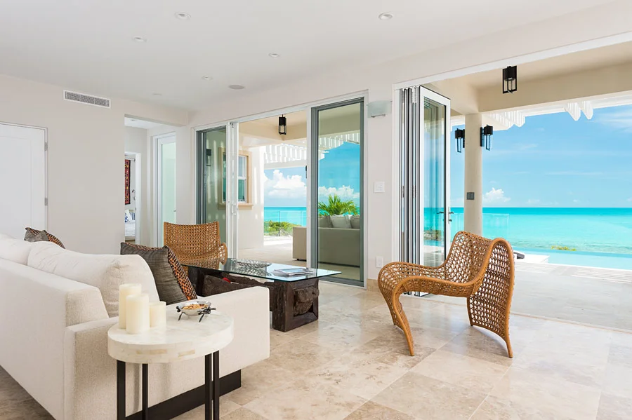 Plaza Doors Villa_Isla.jpg