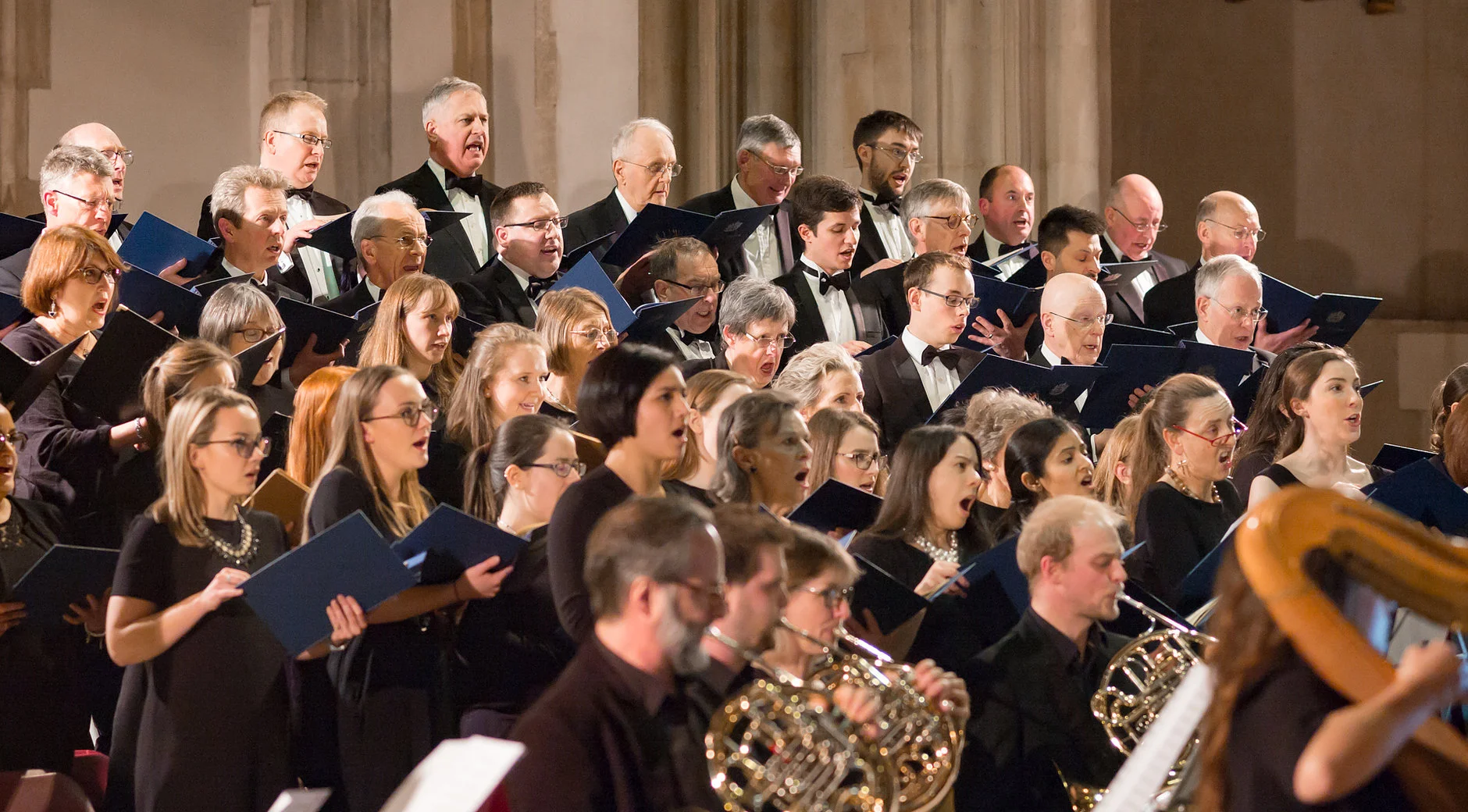 Lloyds Choir carol performance