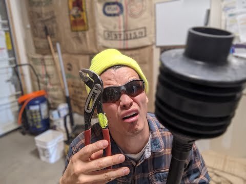 3 MYTHS of plumbers