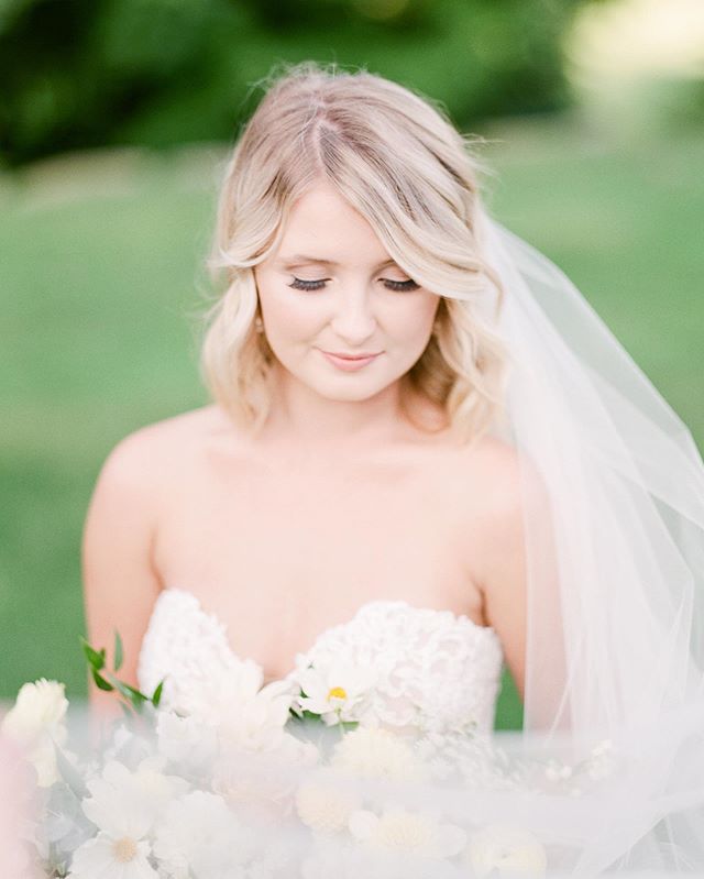 This stunner of a shoot was published on the @magnoliarouge blog today! Love all of these incredible vendors I get to work alongside of in this wedding world. Link in bio for all the pretty 💛
Hair &amp; Makeup by yours truly 
Photography &bull; @mcs