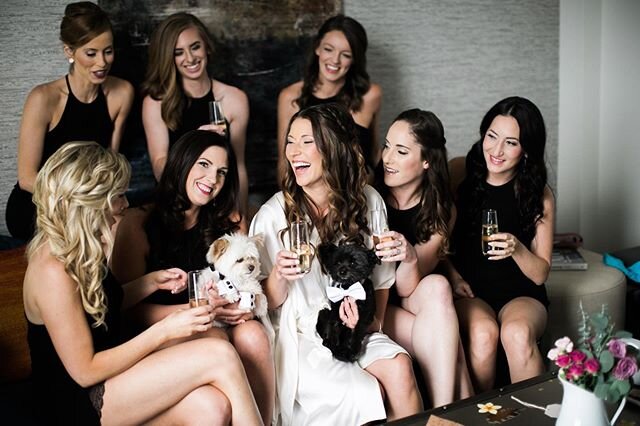 Who else is ready for a girls night? 🙋🏻&zwj;♀️ Photo @carolynmariephotography