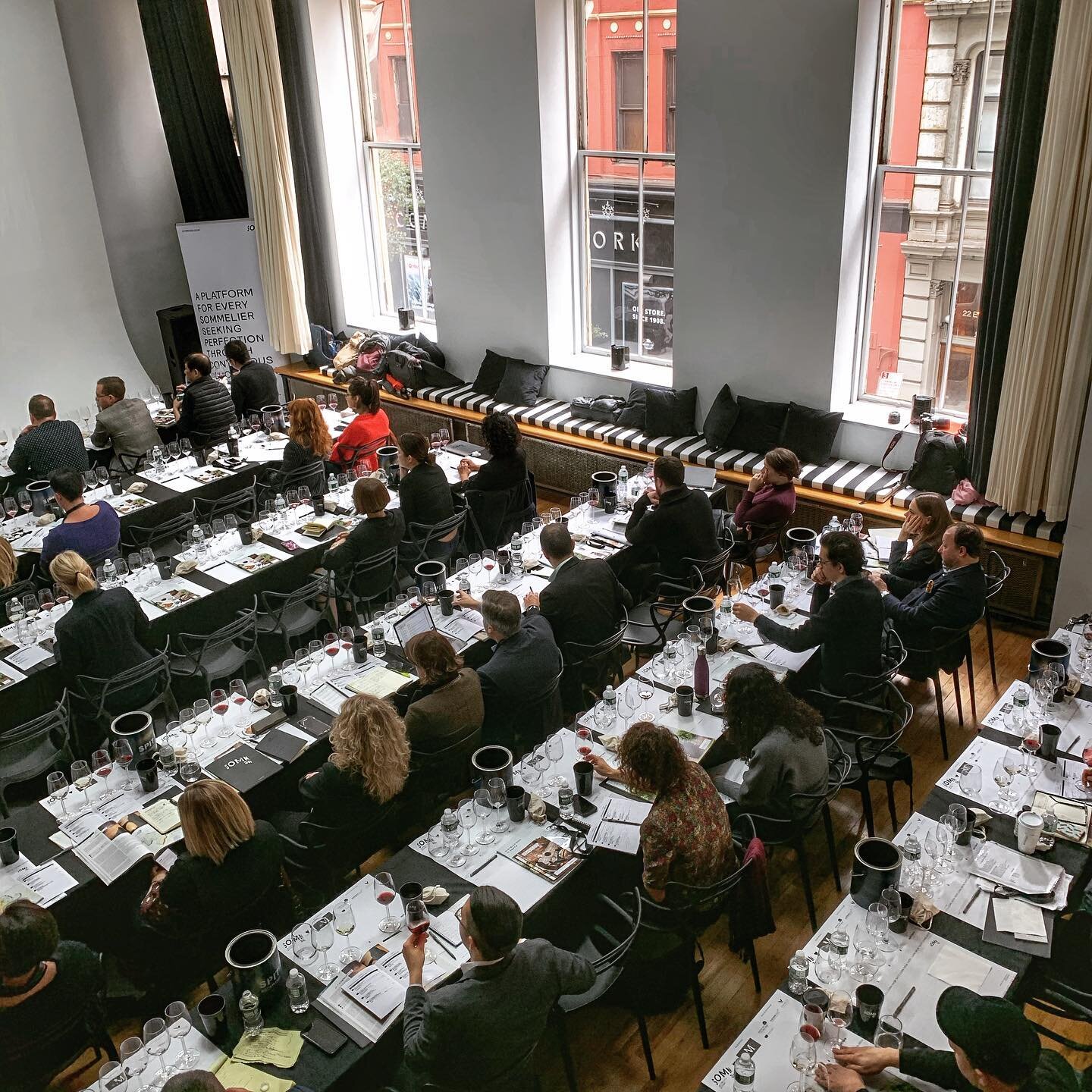 .
#sommelier bootcamp #wines @capsulestudio.nyc 
50 seated classroom style 🍷🍷🍾🍷🍷🍷🍷🍷🍾🍷🍷
.
.
.
.
.
.

#event #meetingplanner #eventspace #venue #nyeventspace #corporate #meeting #conference #pr #branding #communication #presentation #meeting