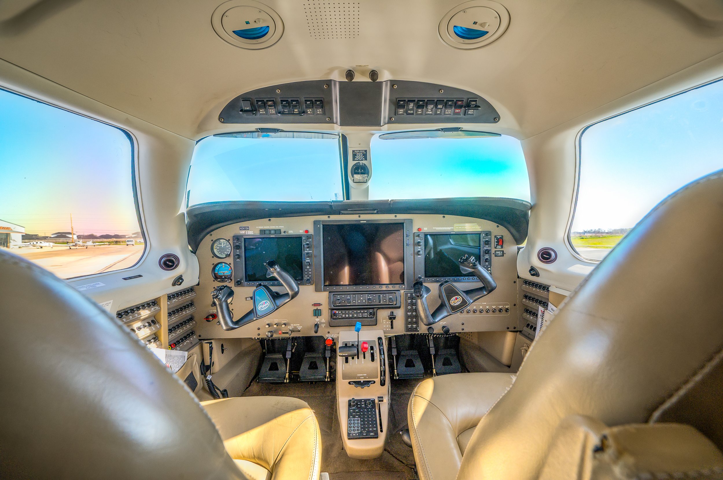 N2413A flight deck 2.jpg