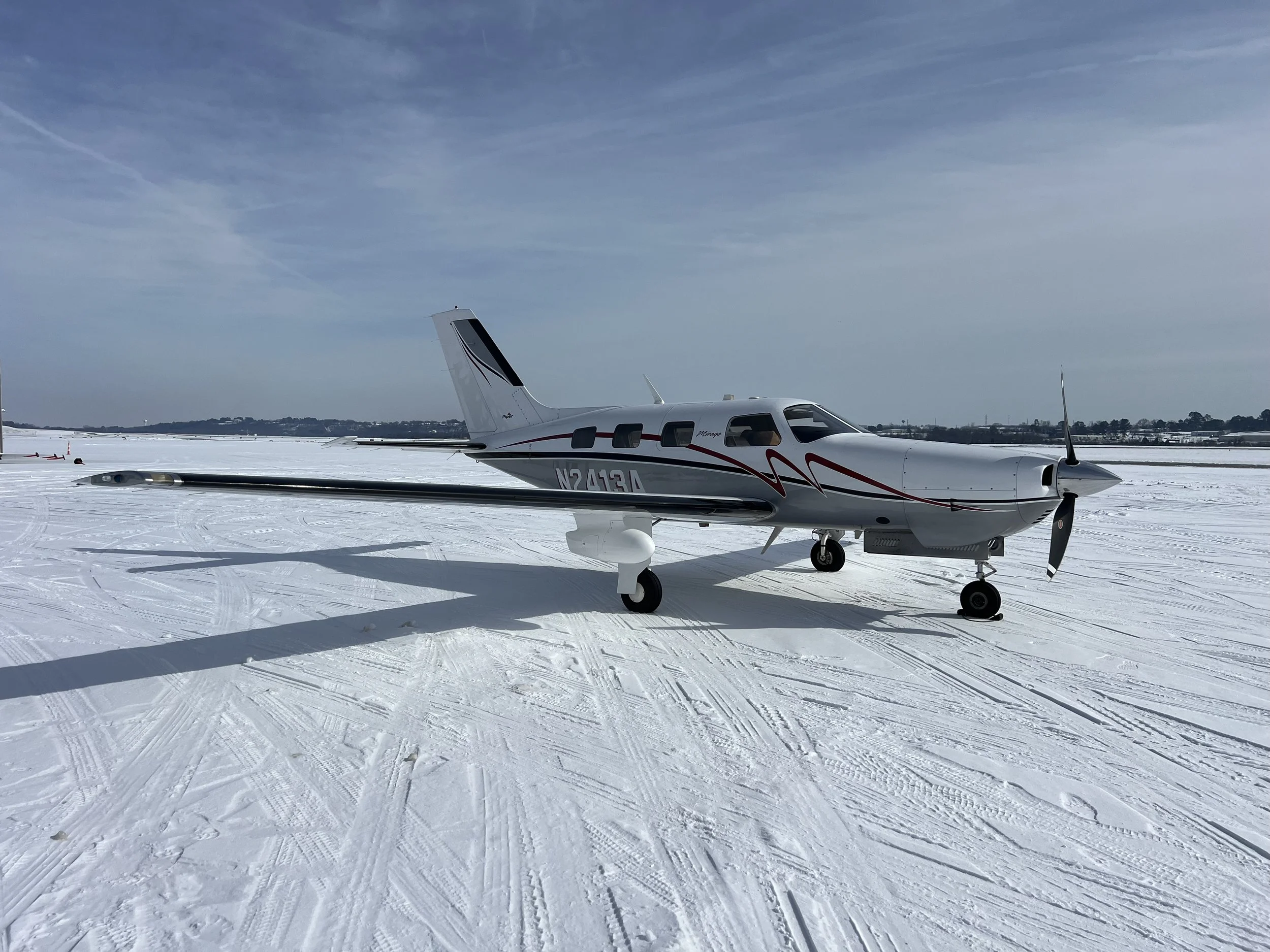 N2011 Malibu MIrage N2413A at FSM.jpg