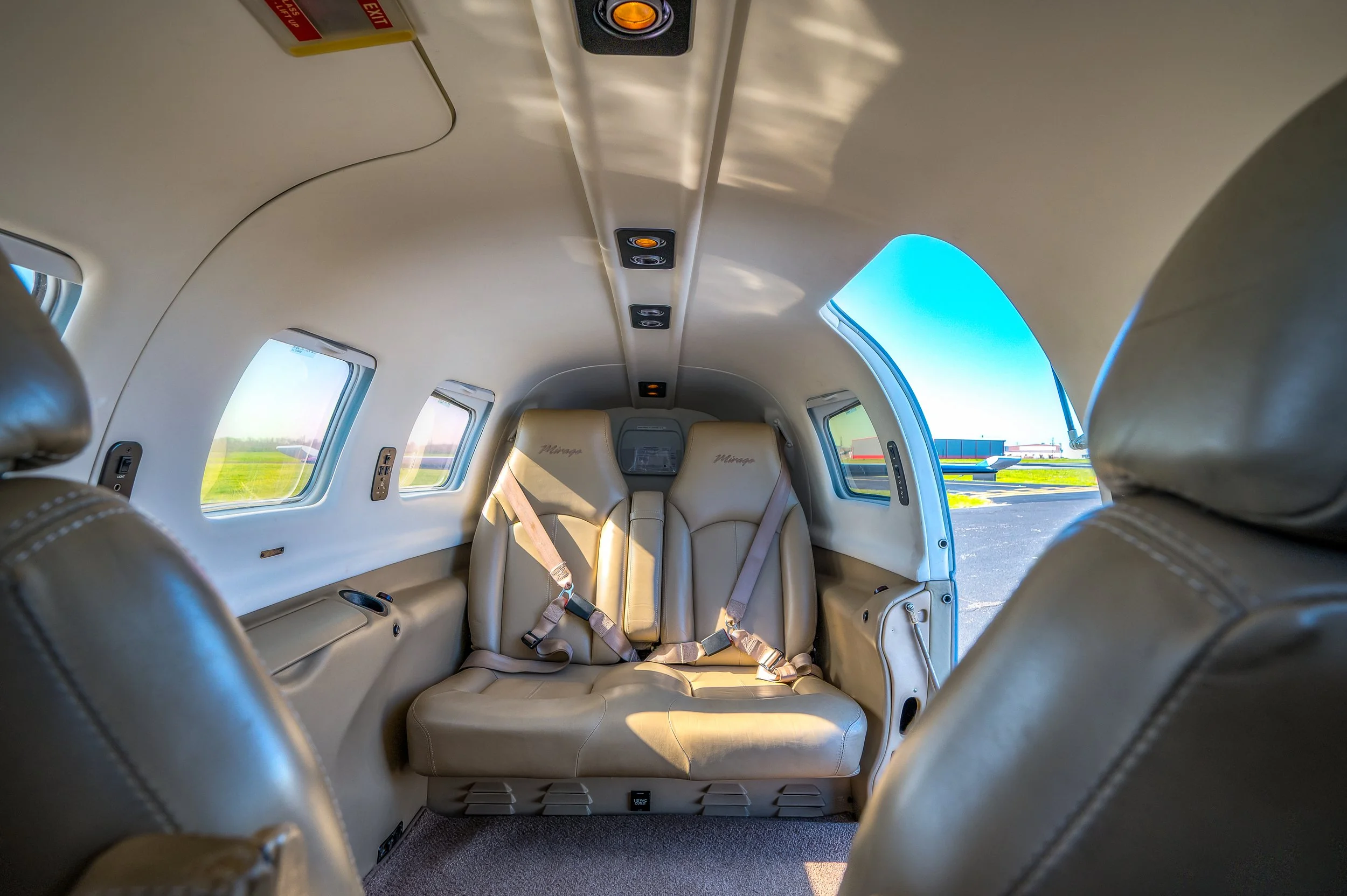 N2413A rear cabin.jpg