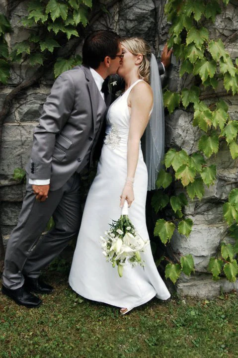 Bride and Groom Kiss.jpg