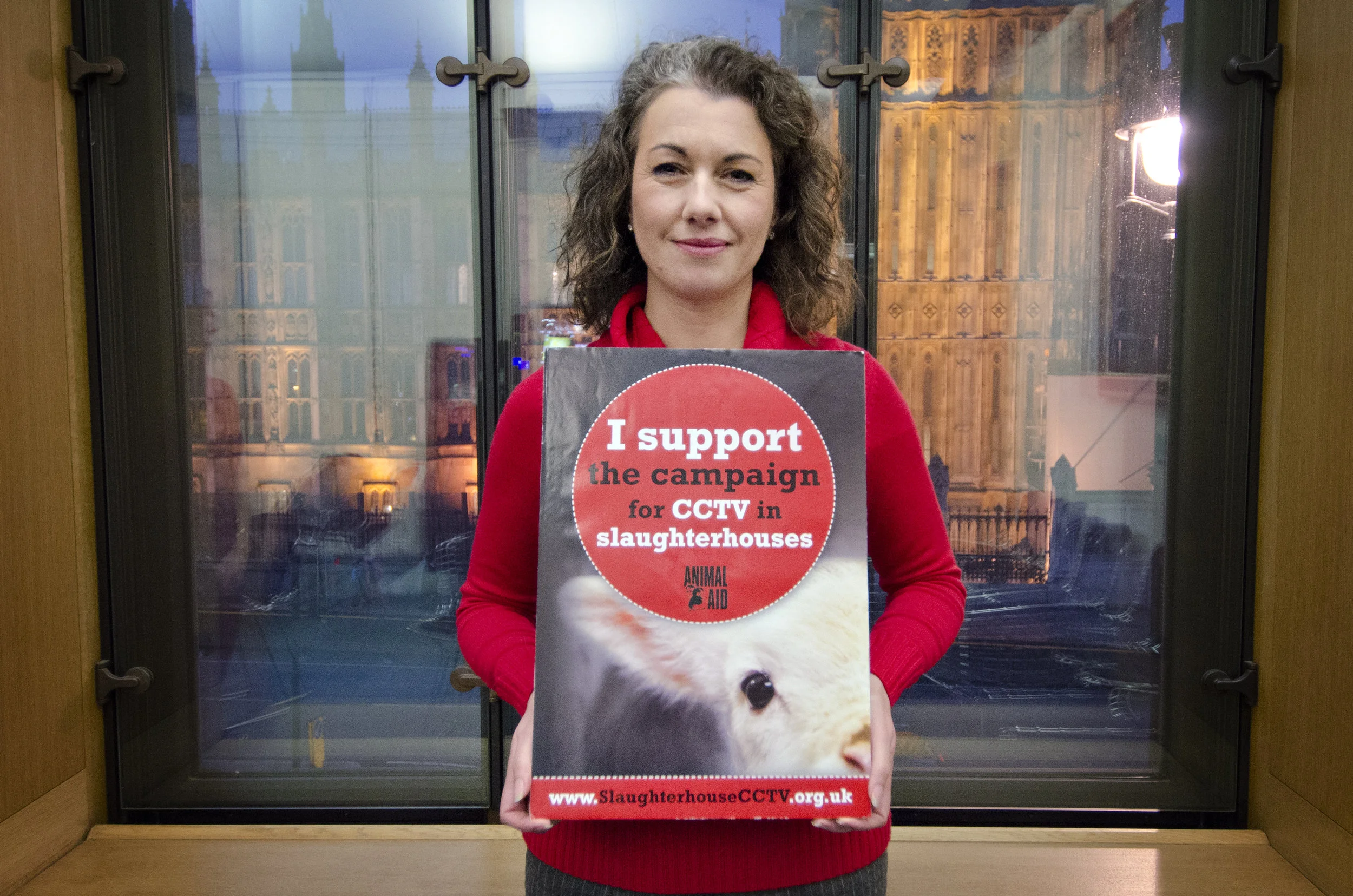 Sarah pledges her support for slaughterhouse CCTV
