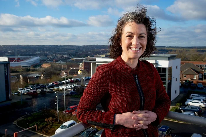 Sarah Champion MP backs campaign to keep local community centre open