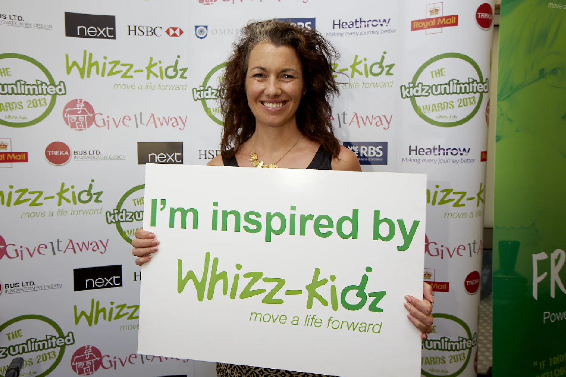 Sarah celebrates disabled kids' achievement at star-studded ceremony 