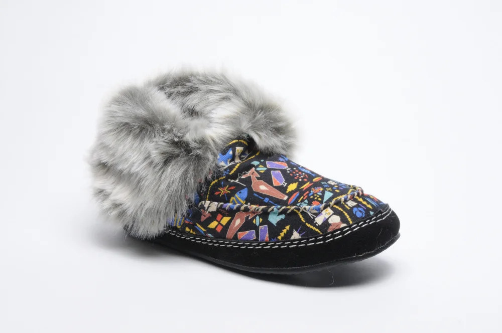 Cole_Black_Winter_Menagerie_0224.jpg