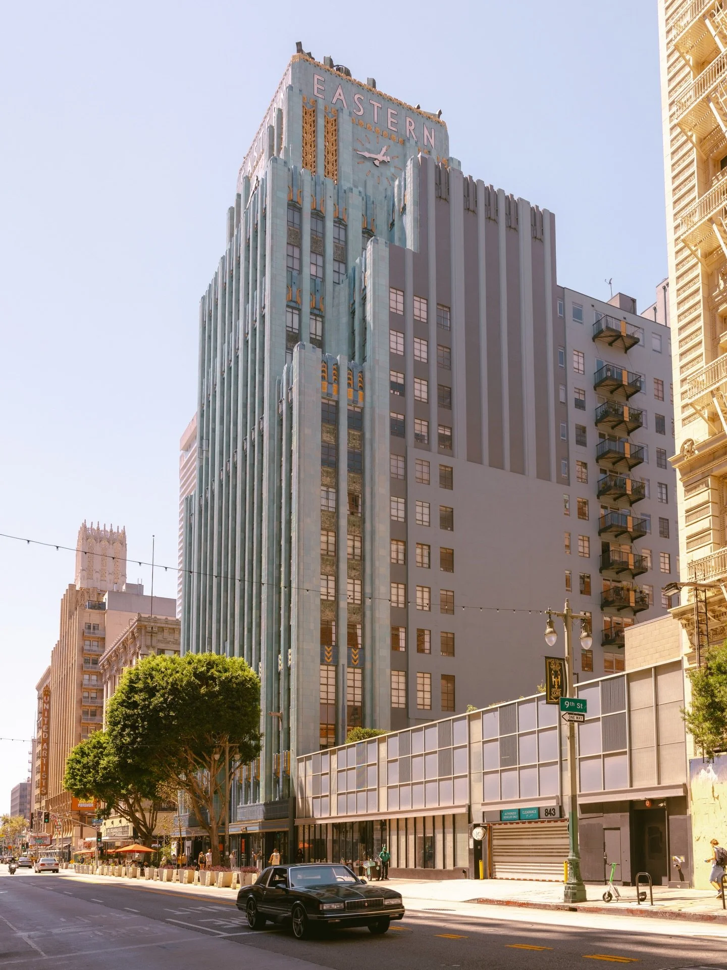 Lalalalalala - as promised August part 2, the LA edition, maybe you&rsquo;ve seen some of the these before but a lot of them I left uncropped this time so there&rsquo;s like 100% more to the frame then before. Swipe through for an art deco tour of DT