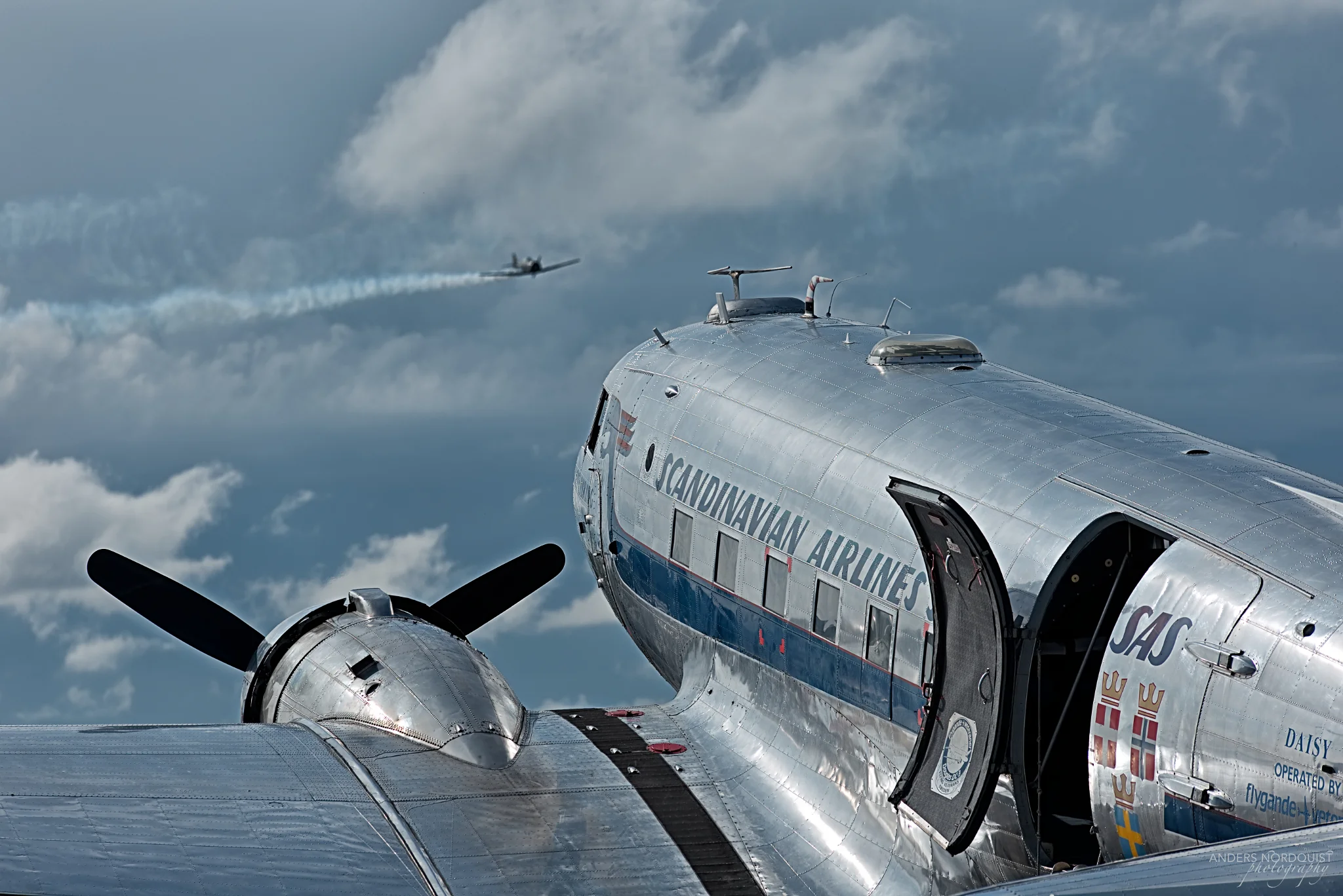 DC 3 2.jpg