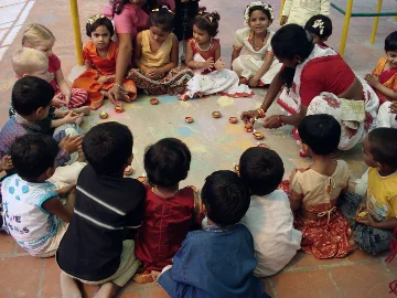 Rangoli_5_with_chalk_thumb.jpg