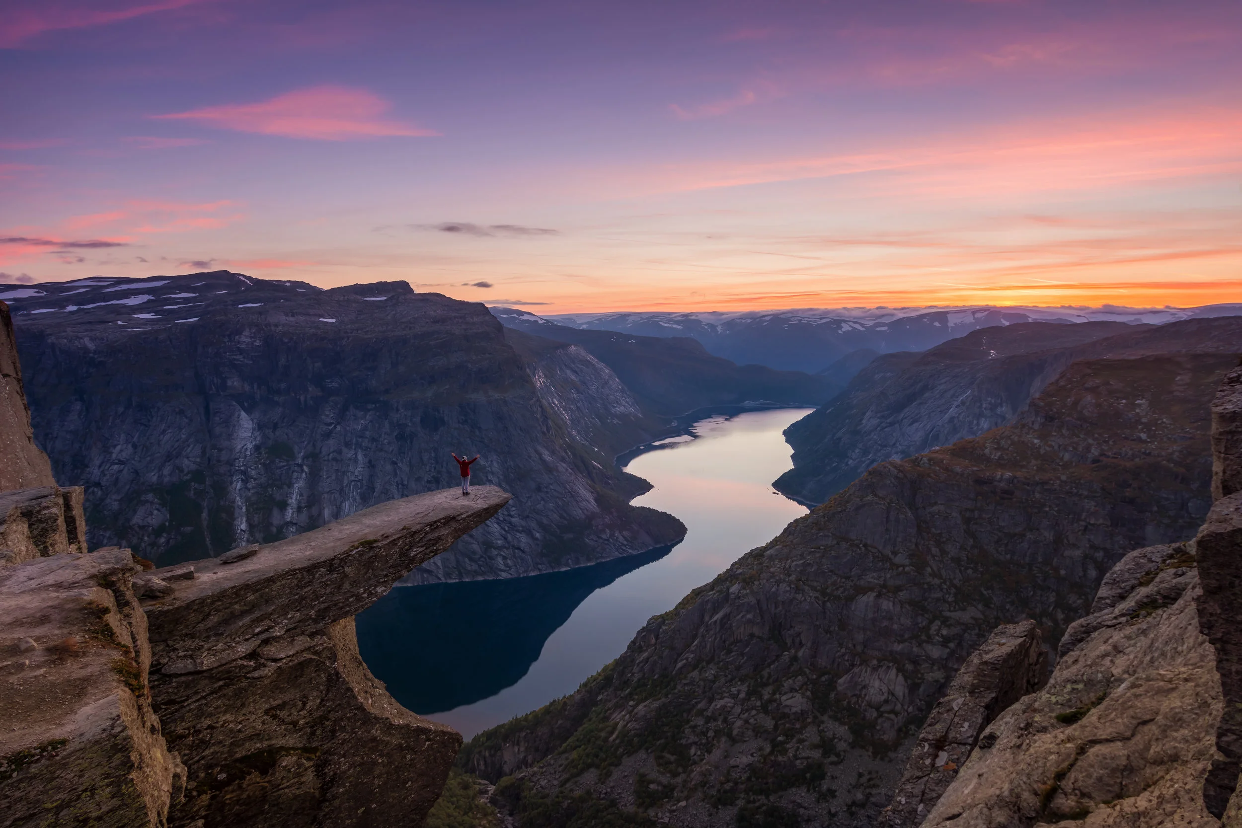 Trolltunga Sunset.jpg