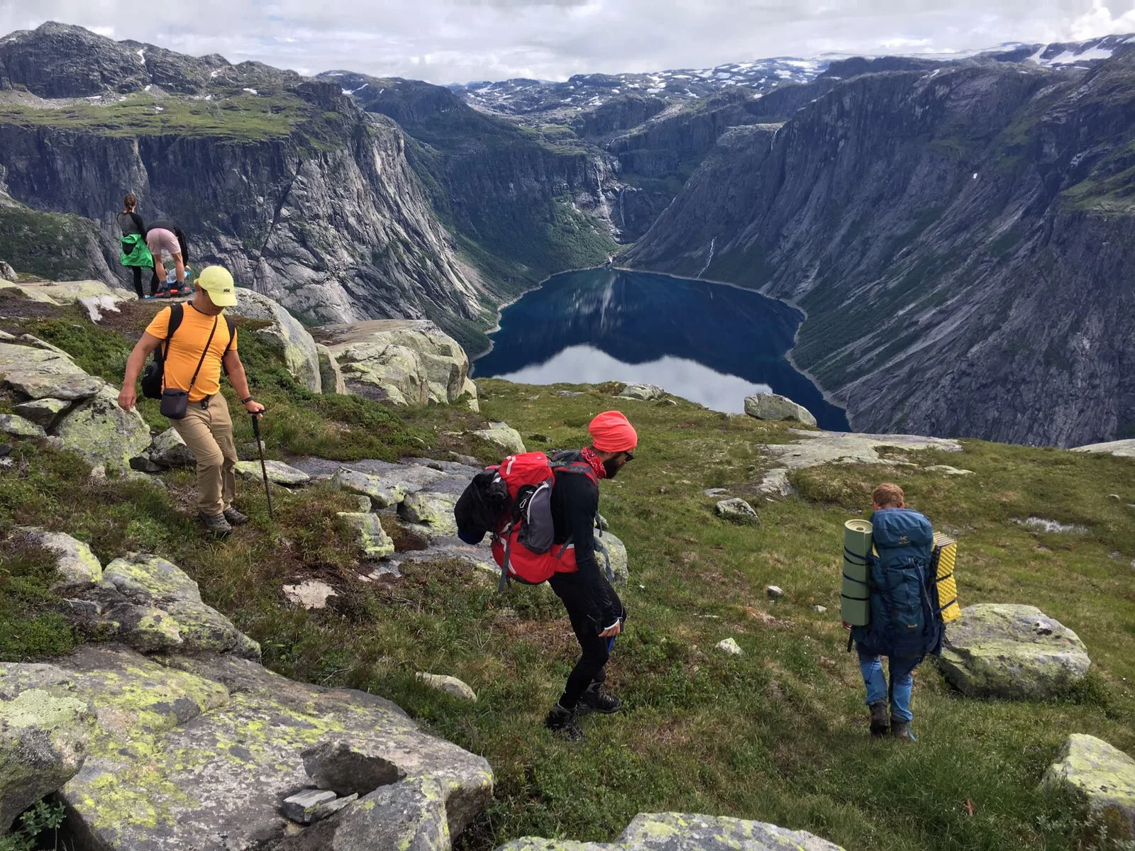 Trolltunga hiking.jpg