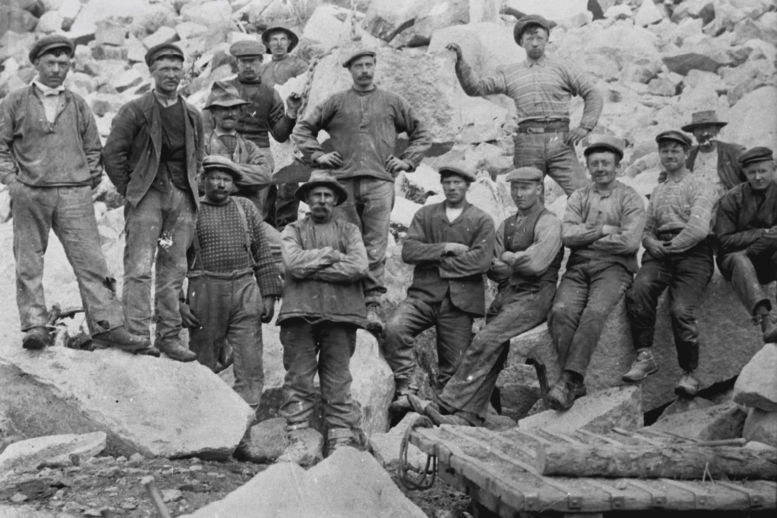 Navvies in Skjeggedal at the beginning of 20th century. Photo: Kraftmuseet archives