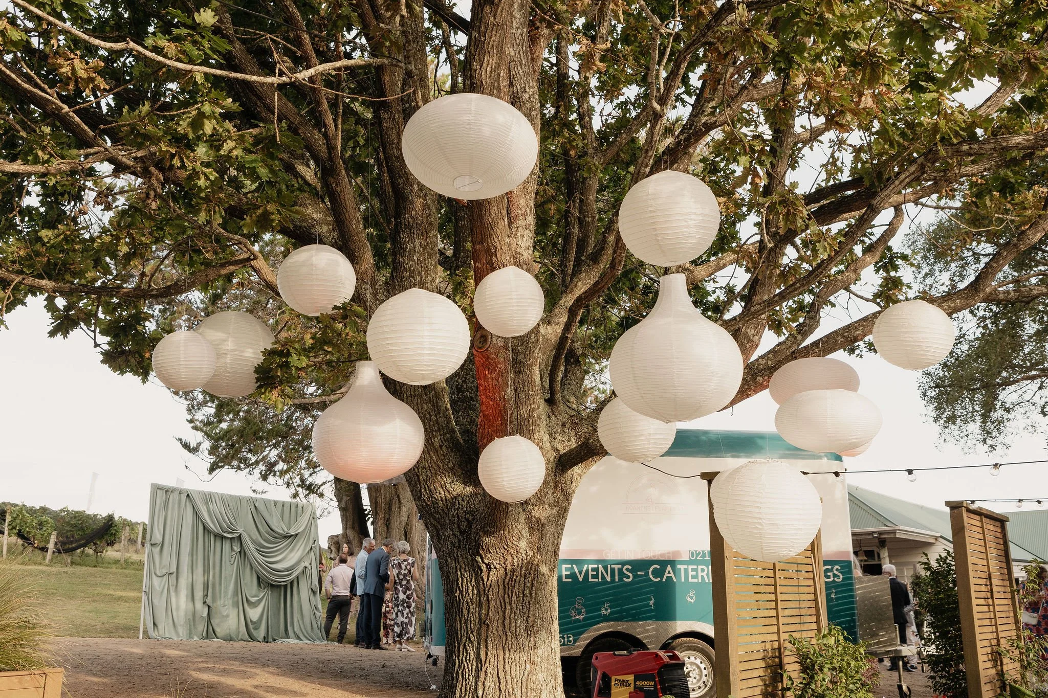 hannah+matt.EyKCqV 2.JPEG