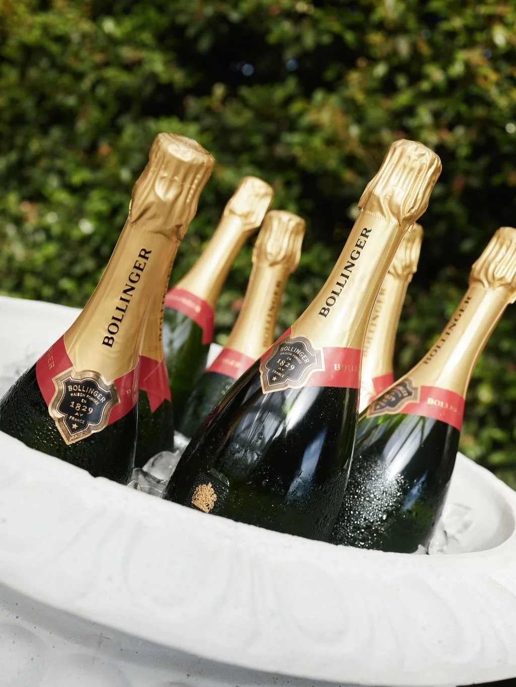 Bar details for C&amp;B 🥂 

Photographed by @jonnyscottphoto 
Venue @mudbrick_weddings 
Planning/ styling @mywaiheke 
Hire @flockevents @mywaiheke_hire @lockhartandsmith @royallaboratorie 
Stationery @mmcbridecalligraphy
