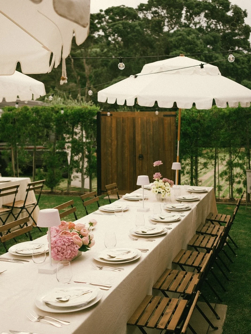The Ranch - ideal for relaxed but beautiful outdoor dining! 

Venue @allpressolivegroves 
Photographed by @eilishburtphotography 
Florals @madameflorist.waiheke 
Styling/ coordination @mywaiheke 
Hire @mywaiheke_hire @tble__linen__hire @lockhartandsm